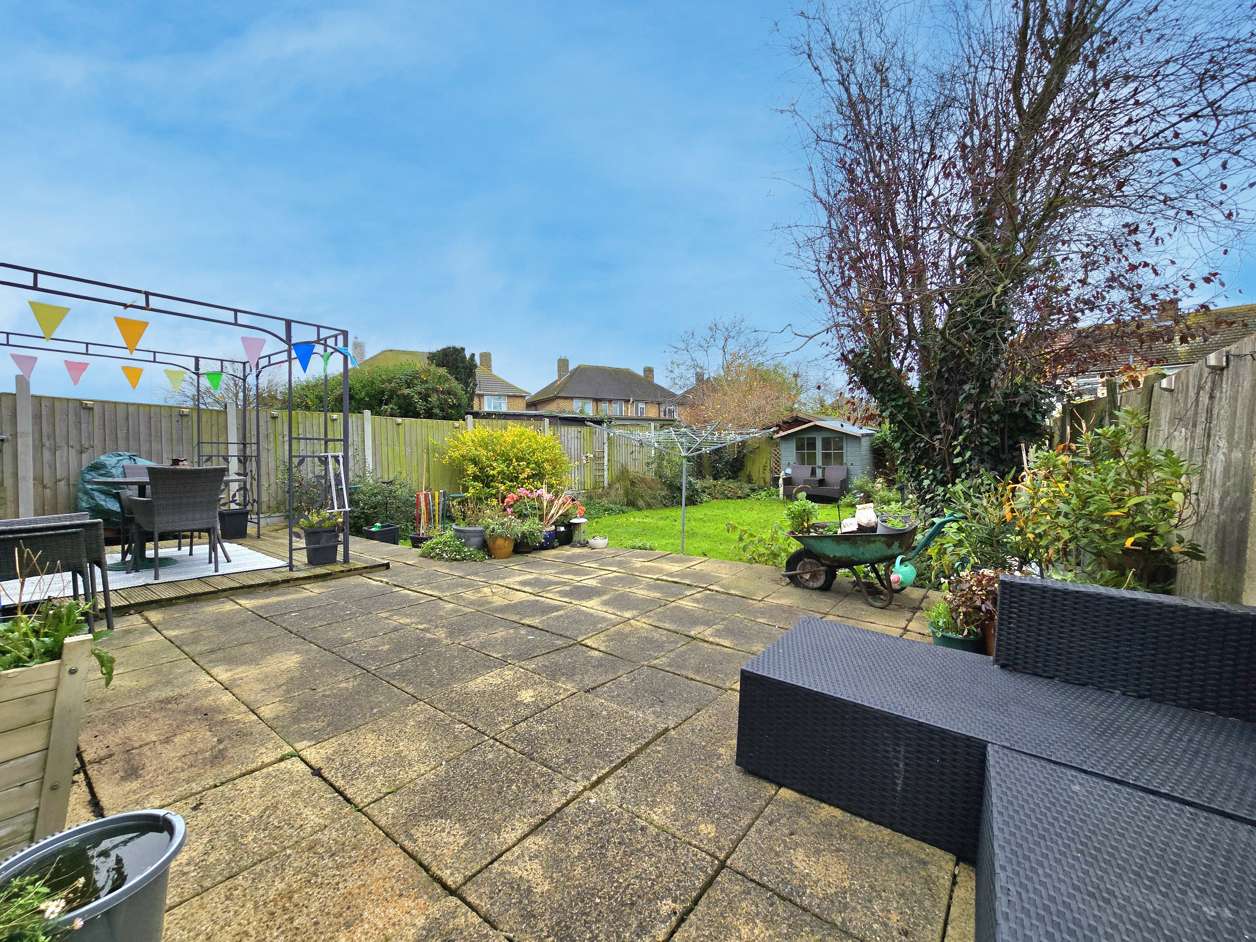 3 bed detached house for sale in Denham Road, Canvey Island  - Property Image 14