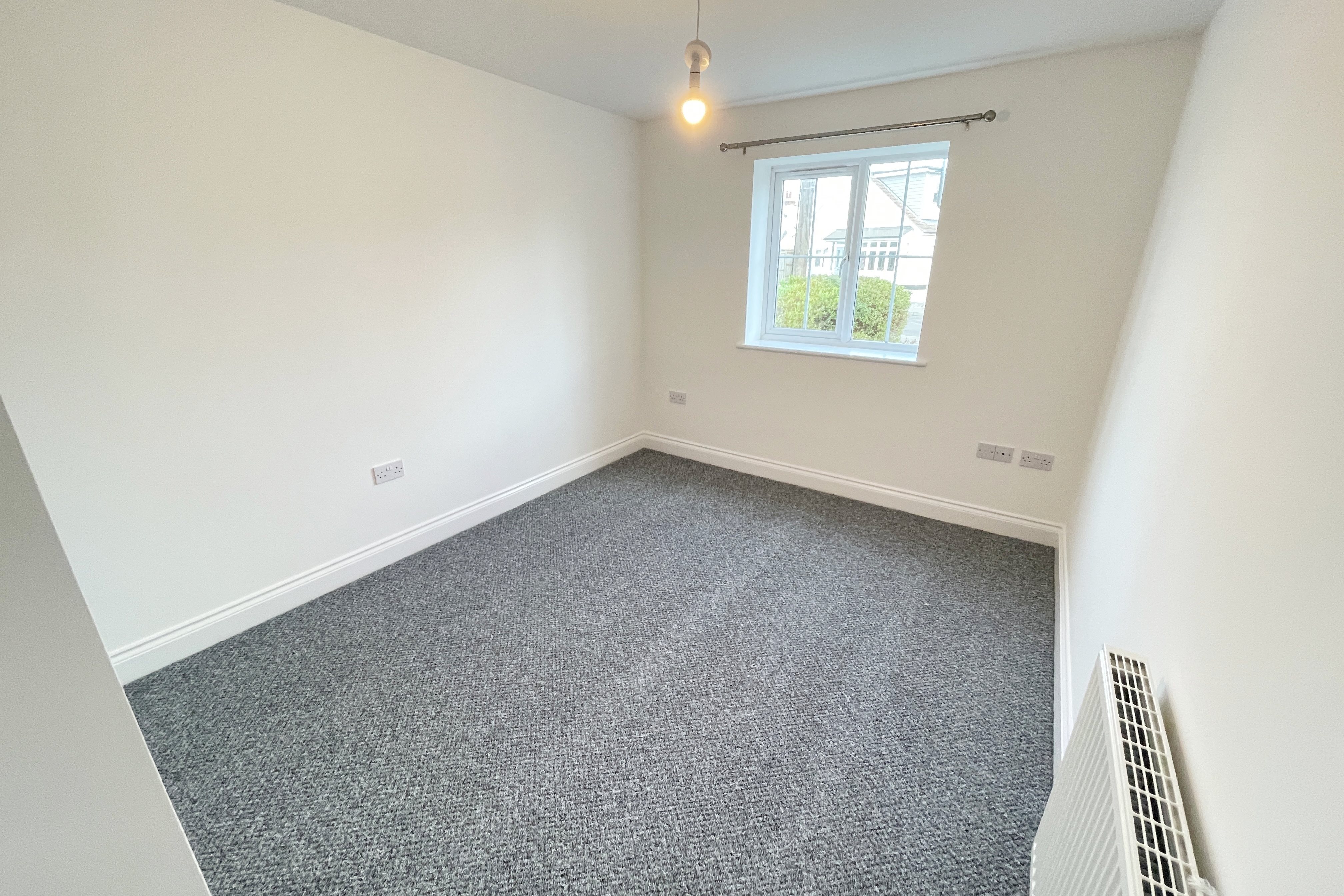 1 bed flat for sale in Phoenix Heights, Rayleigh  - Property Image 6