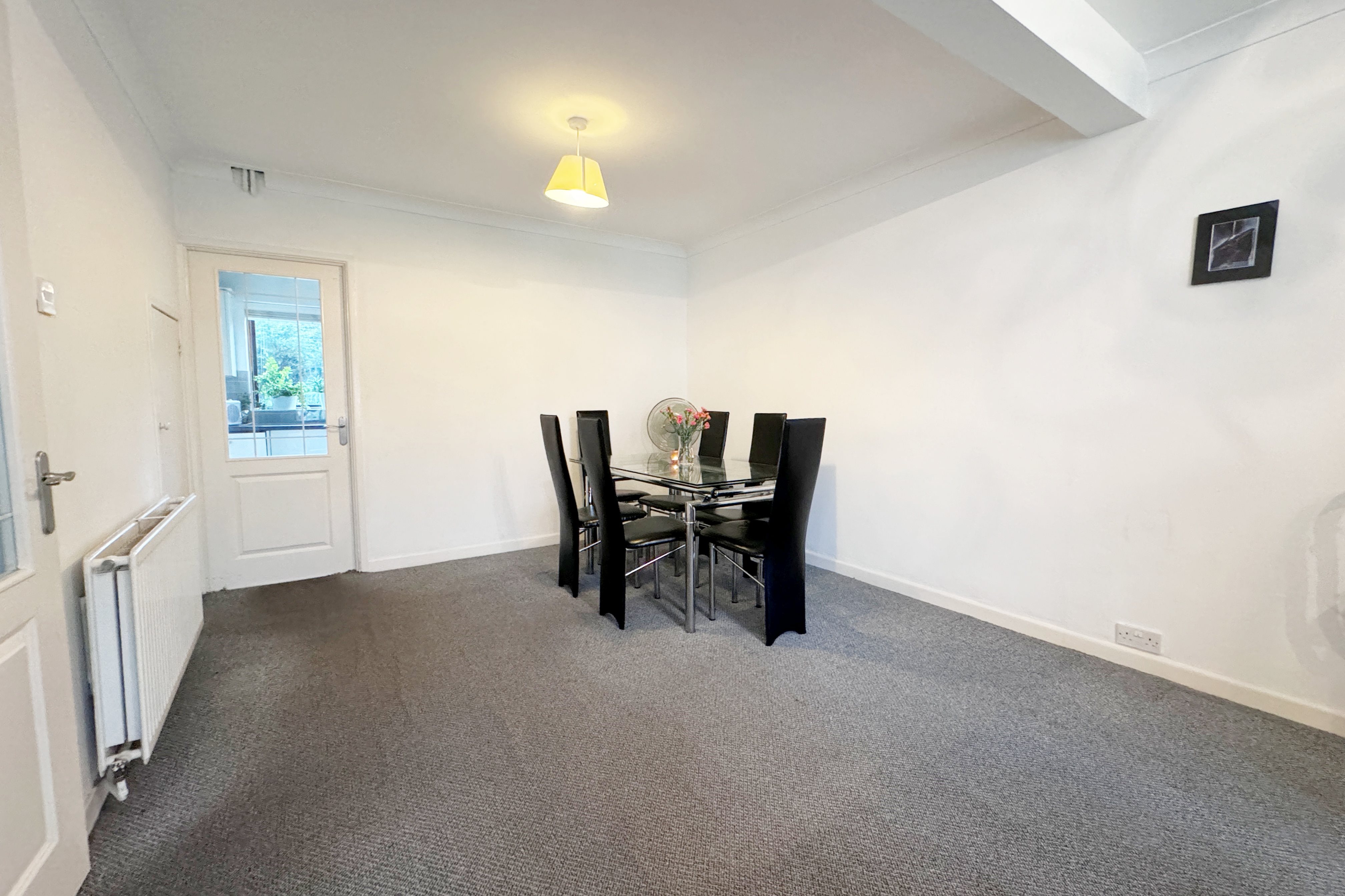 3 bed semi-detached house for sale in Chase End, Rayleigh  - Property Image 5