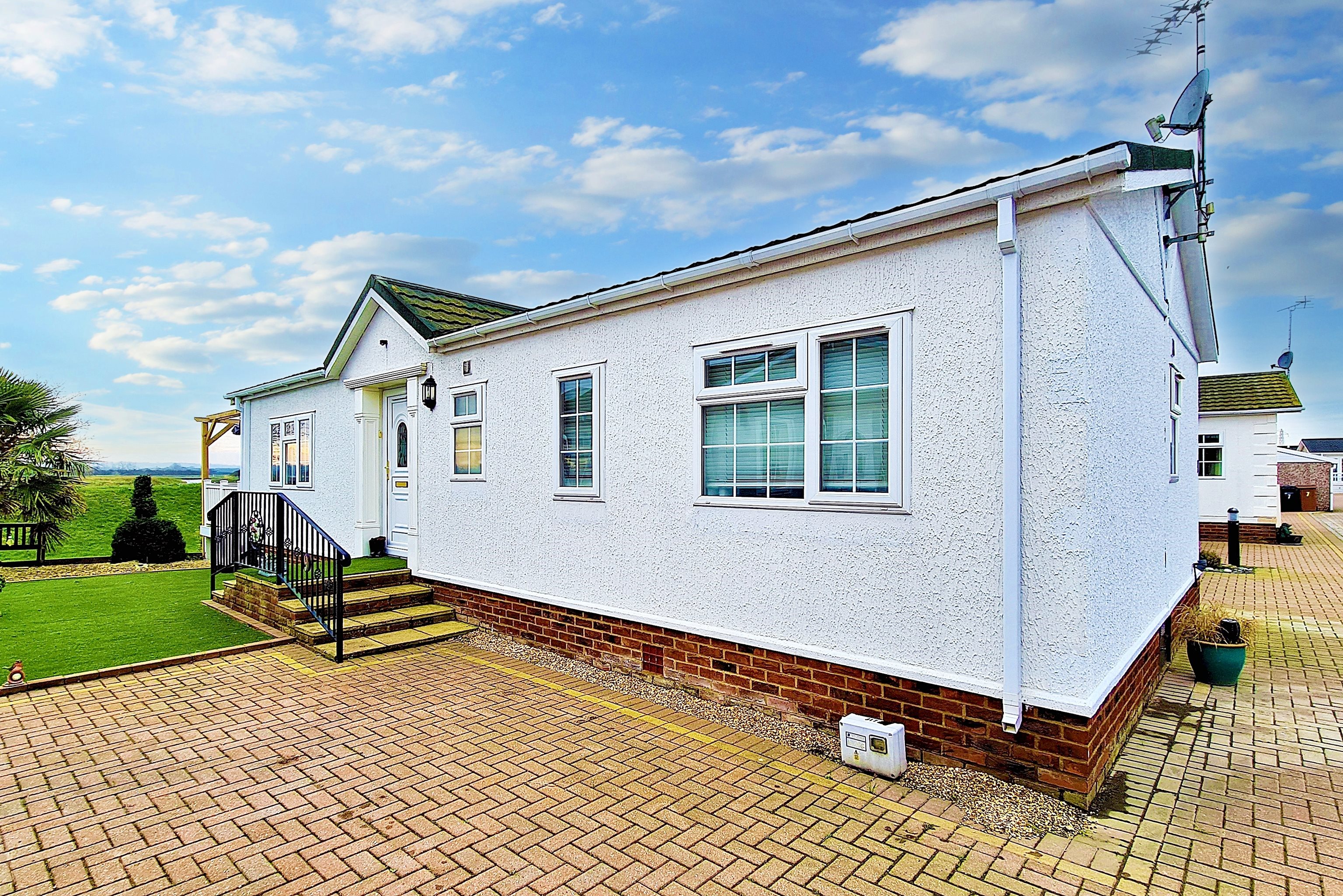 2 bed detached bungalow for sale in Waterfront, Hayes Country Park - Property Image 1