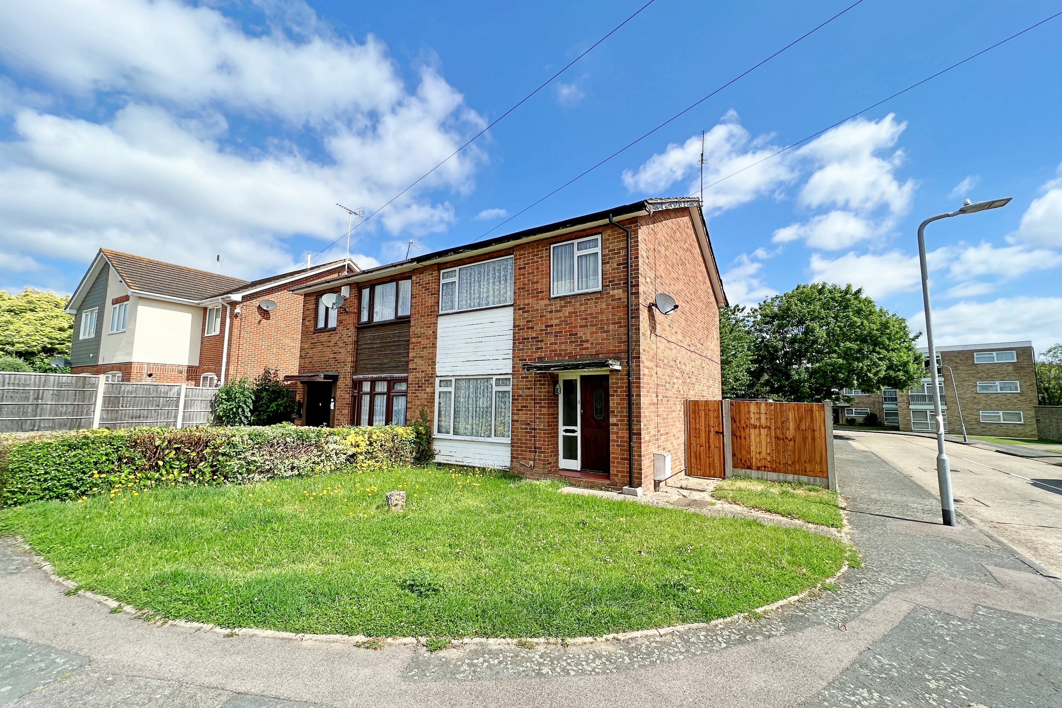 3 bed semi-detached house for sale in St Lawrence Gardens , Eastwood - Property Image 1