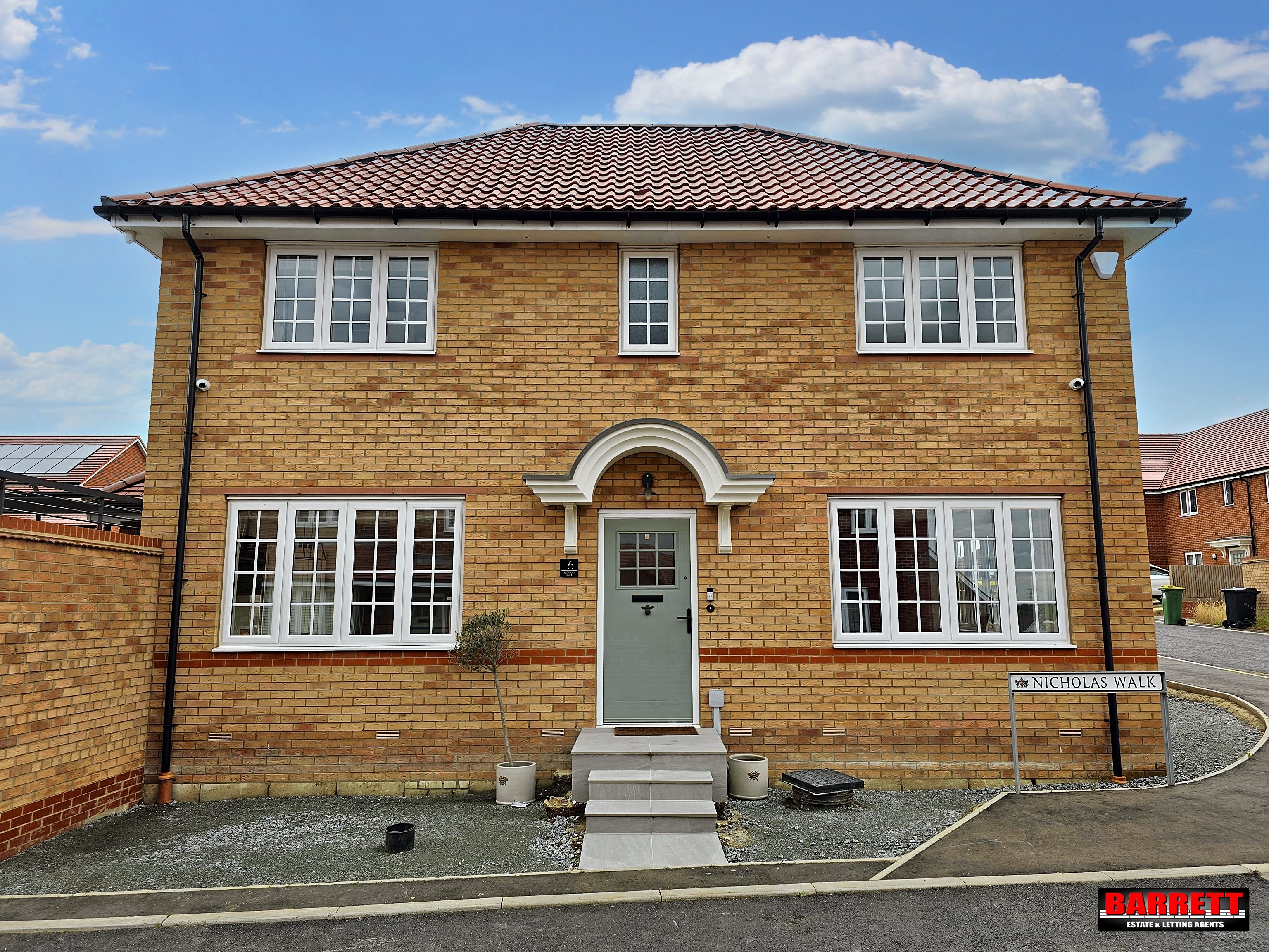 4 bed detached house for sale in Nicholas Walk, Rayleigh  - Property Image 21