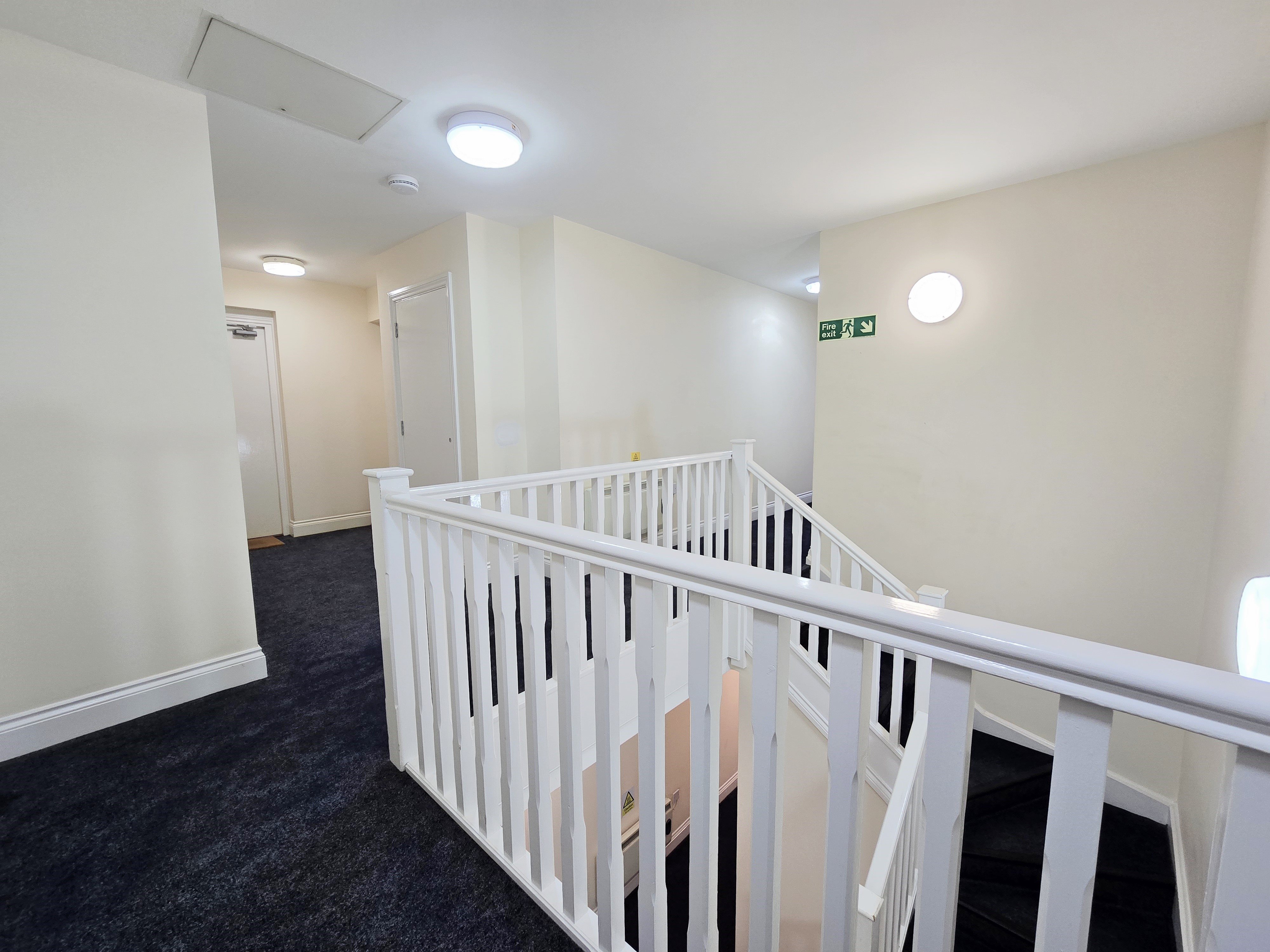 2 bed flat for sale in Brook Court, 121 High Road  - Property Image 10
