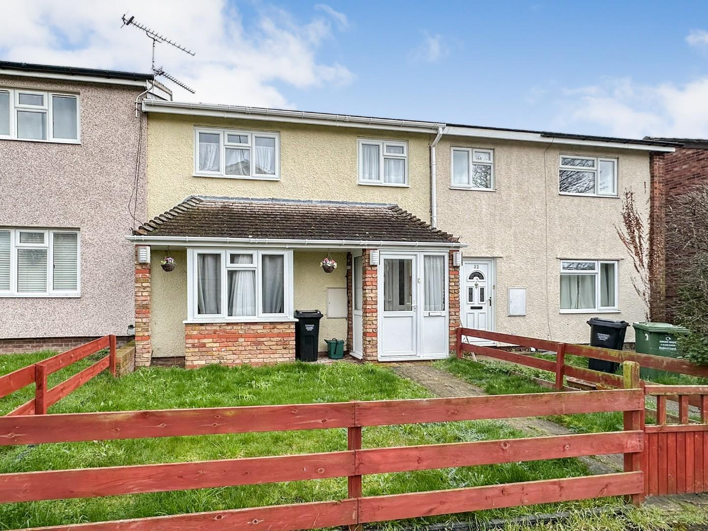 3 bed terraced house to rent in Deneway, Basildon  - Property Image 5