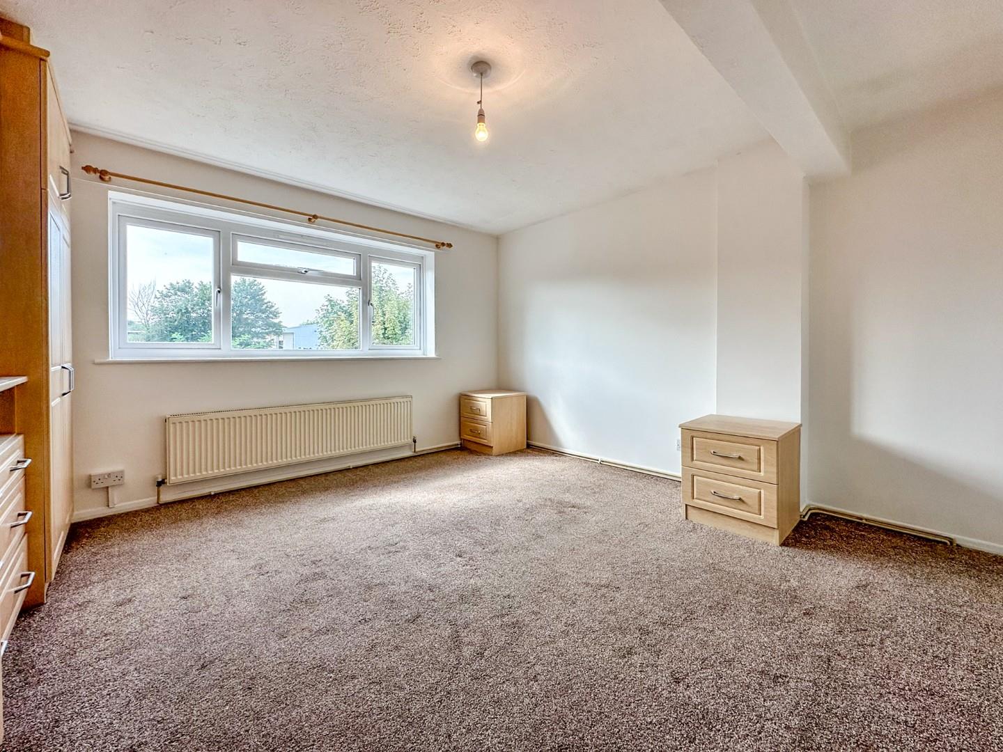 4 bed end of terrace house to rent in Linden Road, Benfleet  - Property Image 8