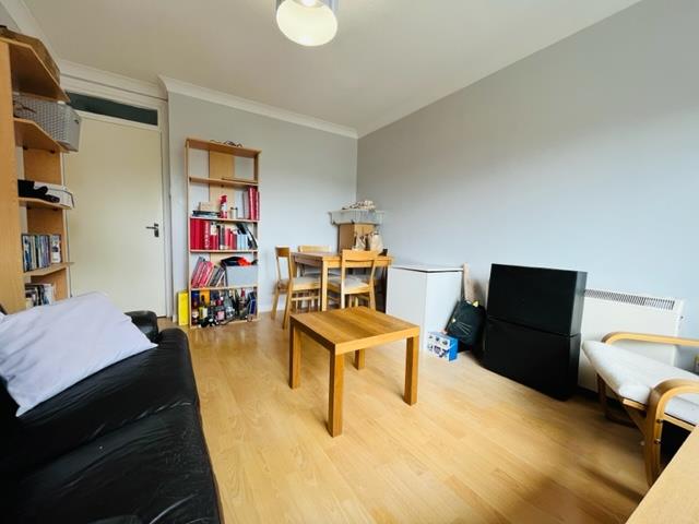 1 bed flat to rent in Roots Hall Drive, Southend-On-Sea  - Property Image 4