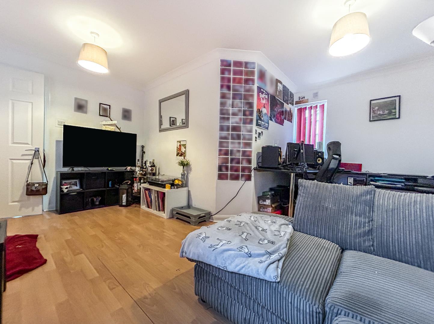 1 bed flat to rent in Radwinter Avenue, Wickford  - Property Image 5