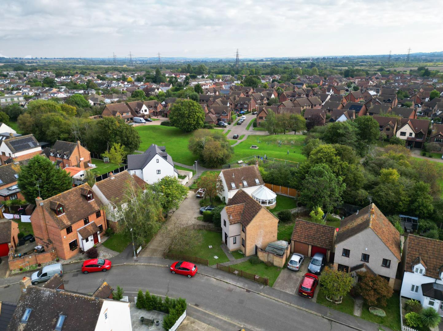 4 bed detached house for sale in Woodberry Road, Wickford  - Property Image 4