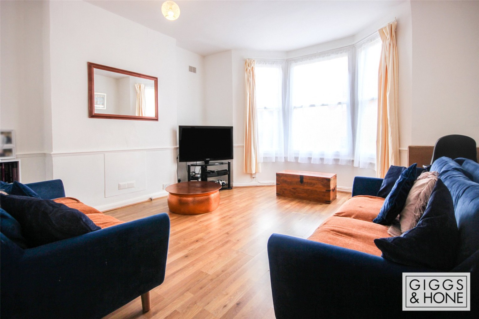 1 bed ground floor flat for sale in St. Augustines Road, Bedford  - Property Image 2