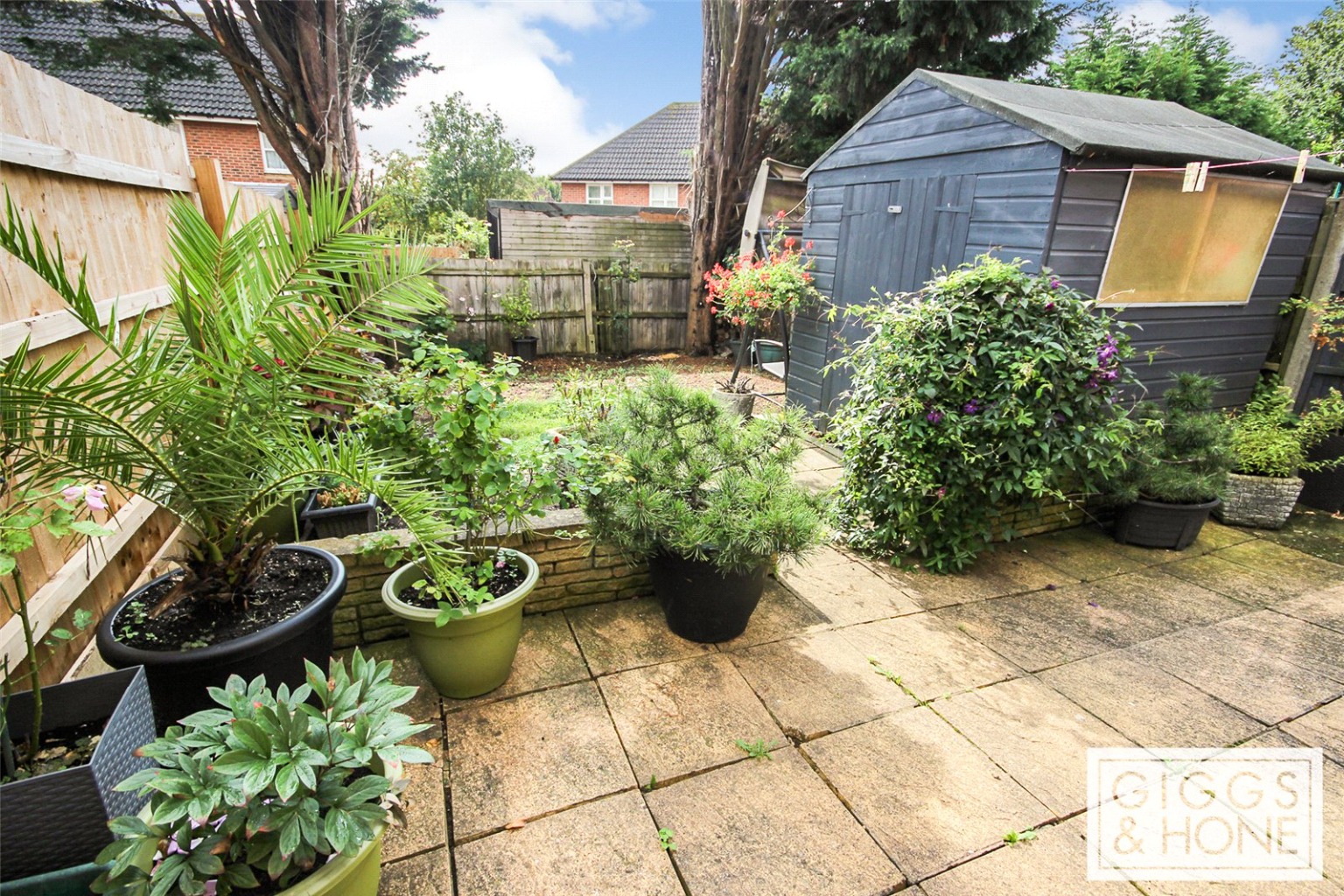 2 bed end of terrace house for sale in Westwood Close, Bedford  - Property Image 8
