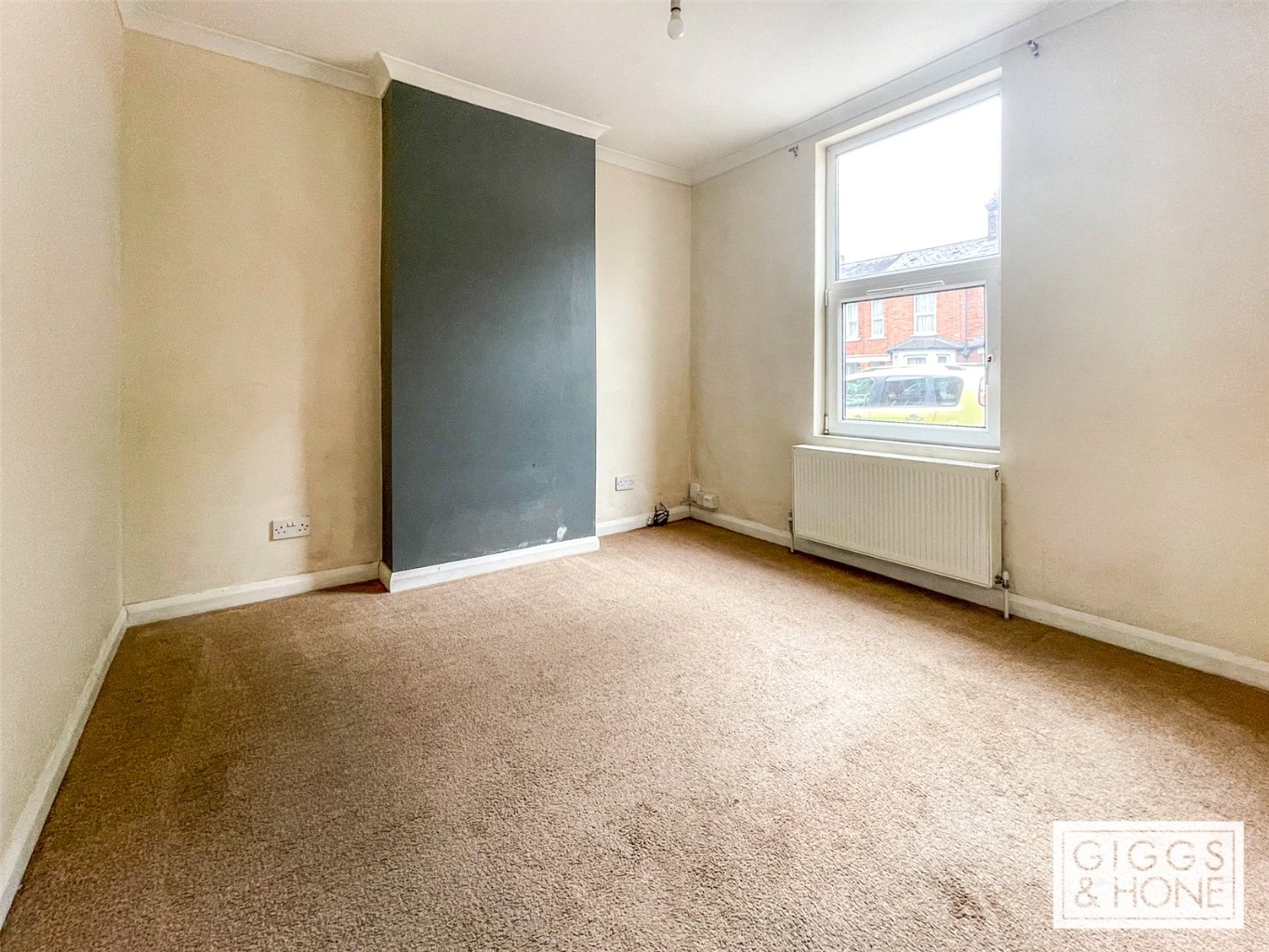 3 bed semi-detached house for sale in Newnham Avenue, Bedford  - Property Image 2