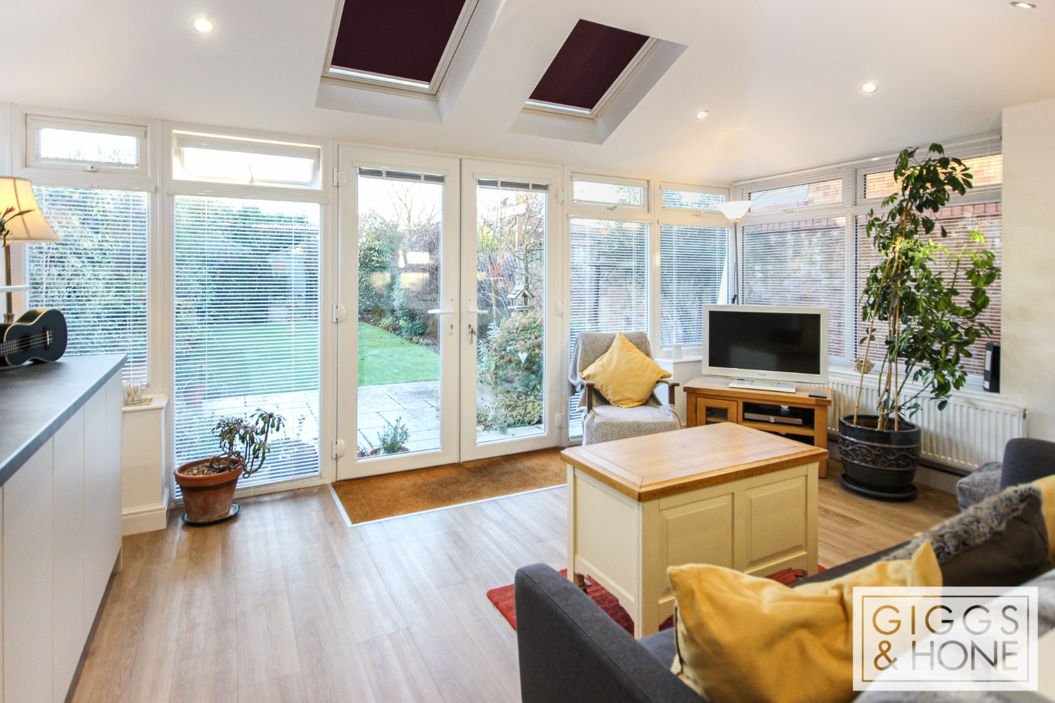 3 bed semi-detached house for sale in Box End Road, Bedford  - Property Image 13