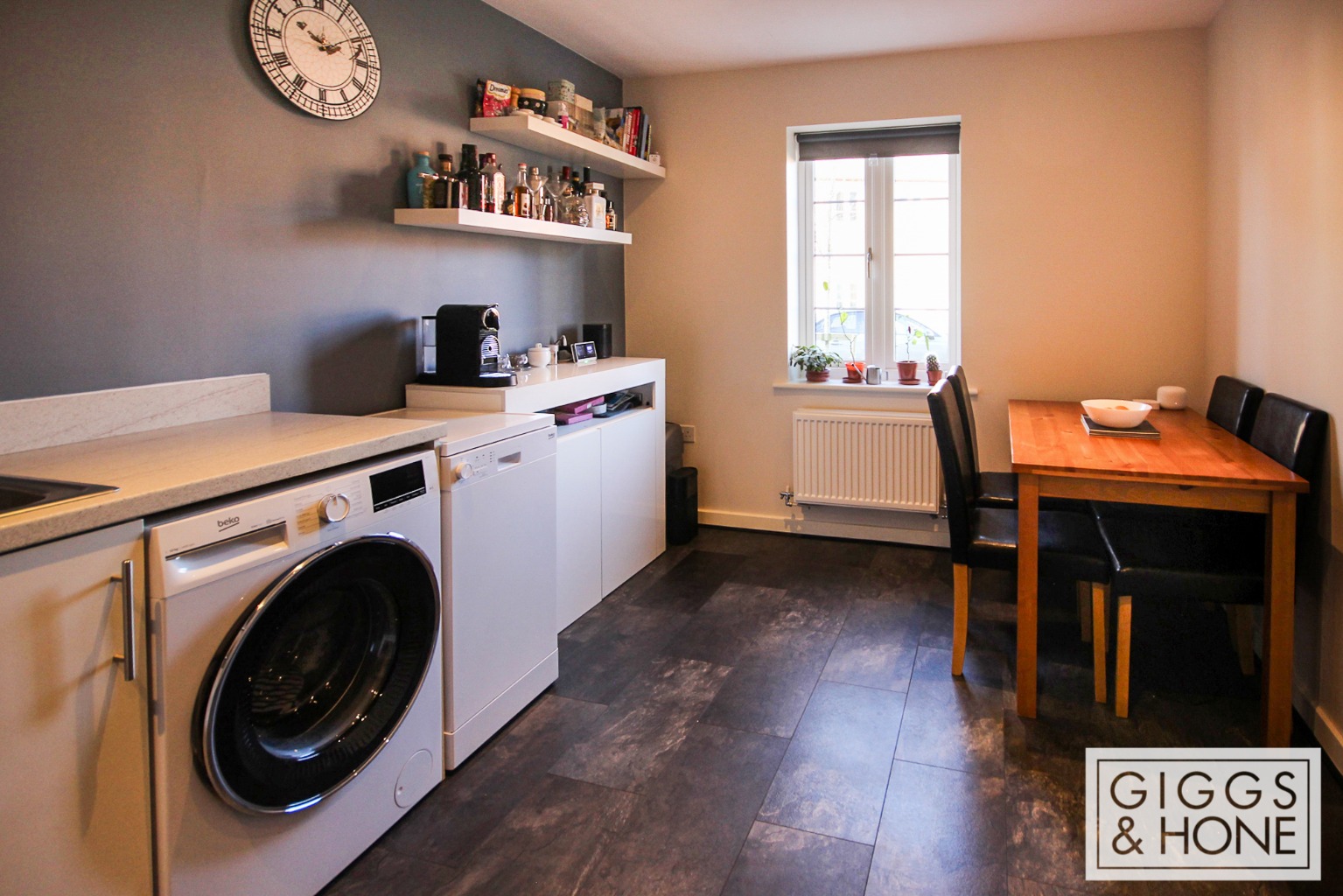 3 bed terraced house for sale in Thillans, Bedford  - Property Image 3