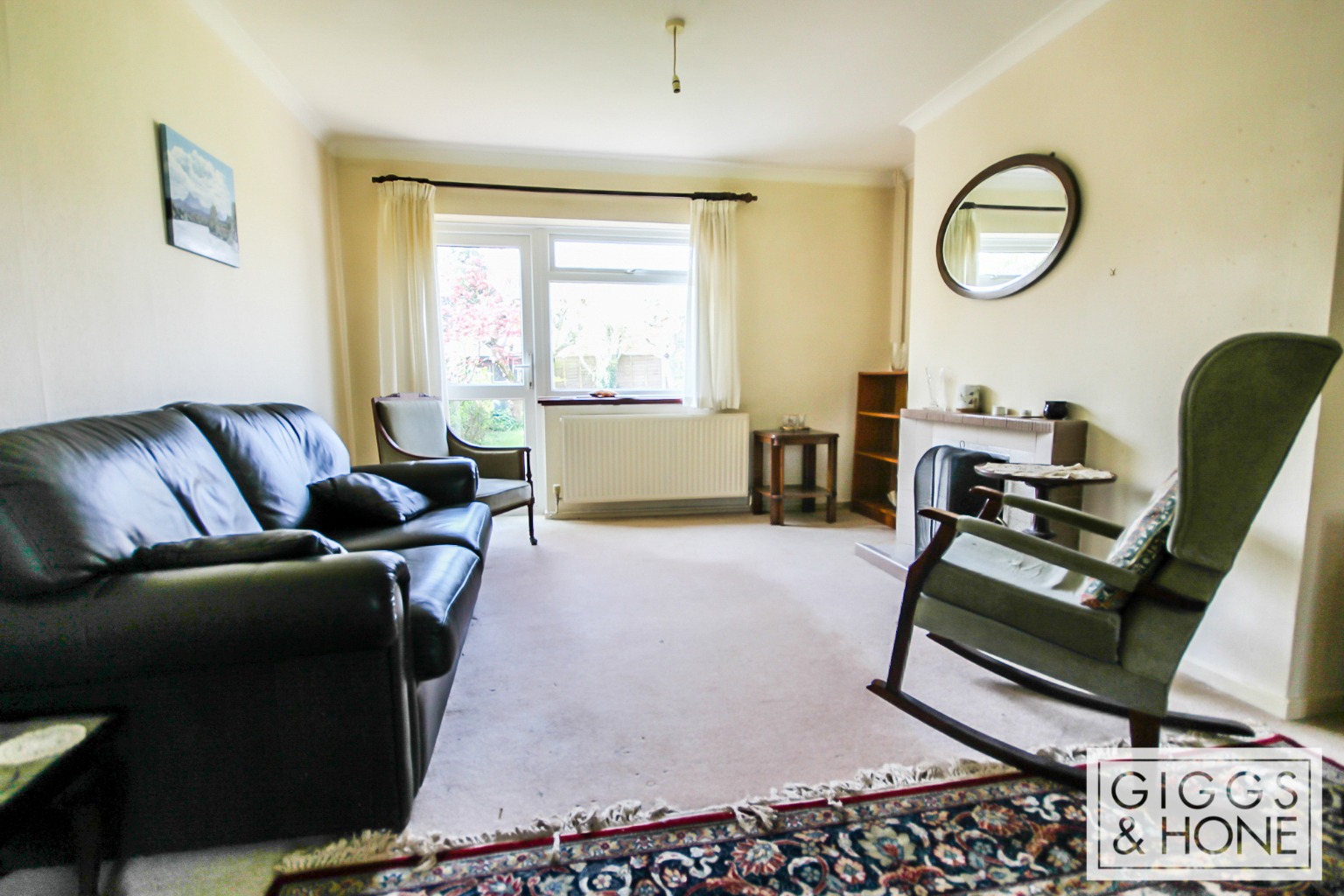 3 bed detached house for sale in Townsend Close, Bedford  - Property Image 2