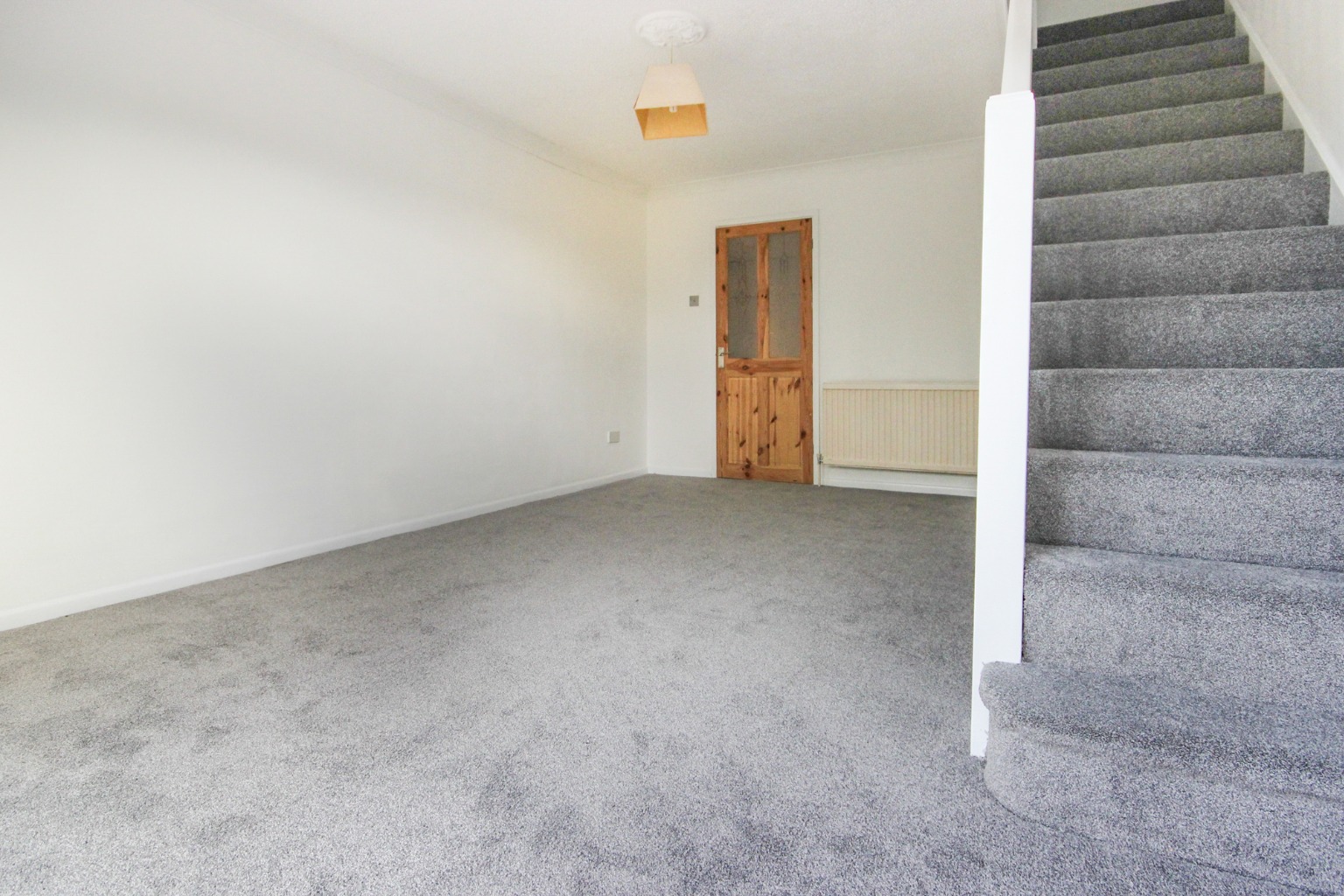 2 bed terraced house for sale in Mountbatten Place, Bedford  - Property Image 5