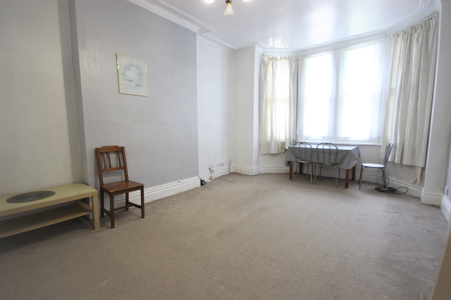 1 bed flat for sale in Clapham Road, Bedford  - Property Image 2