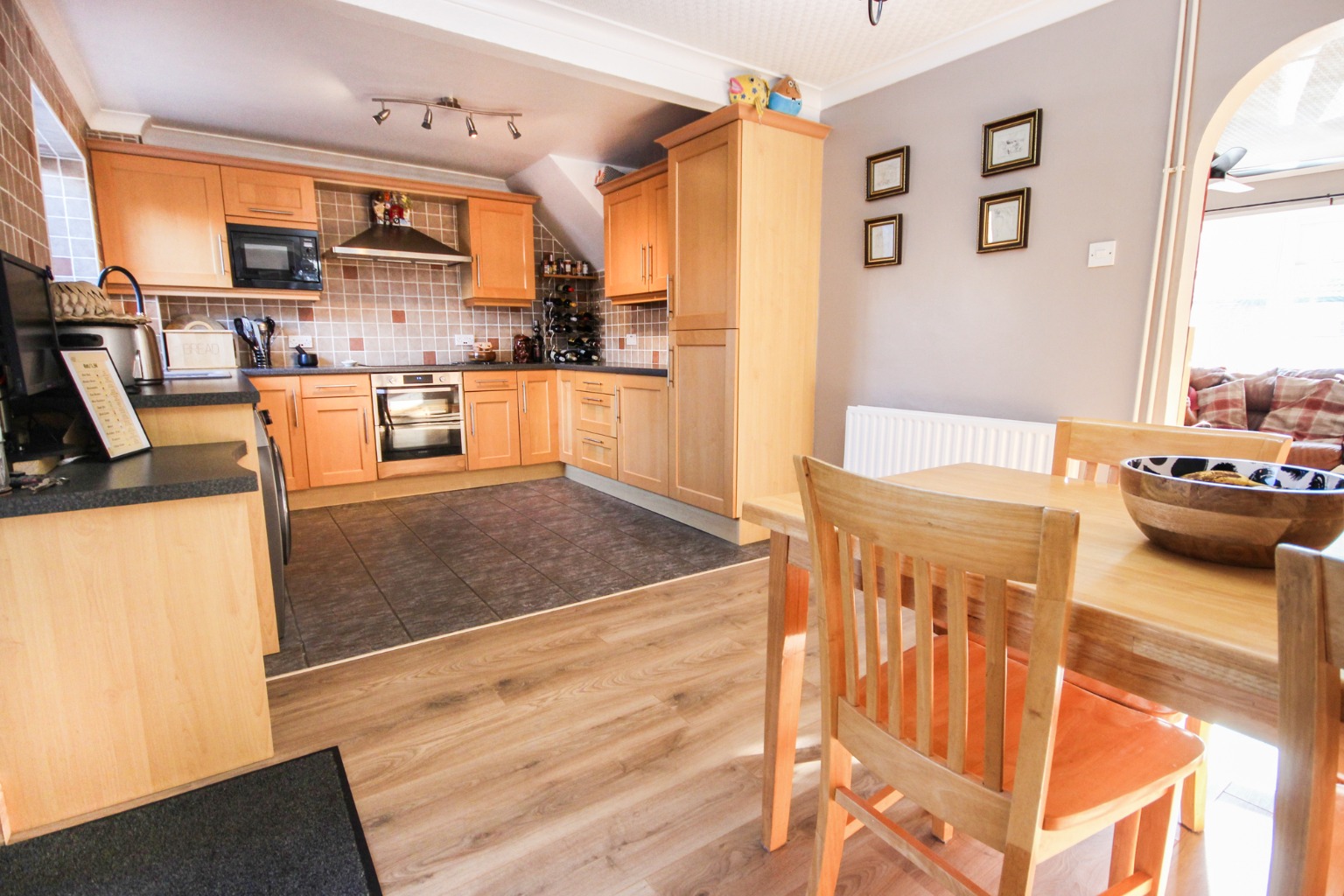 3 bed semi-detached house for sale in Chertsey Rise, Stevenage  - Property Image 2