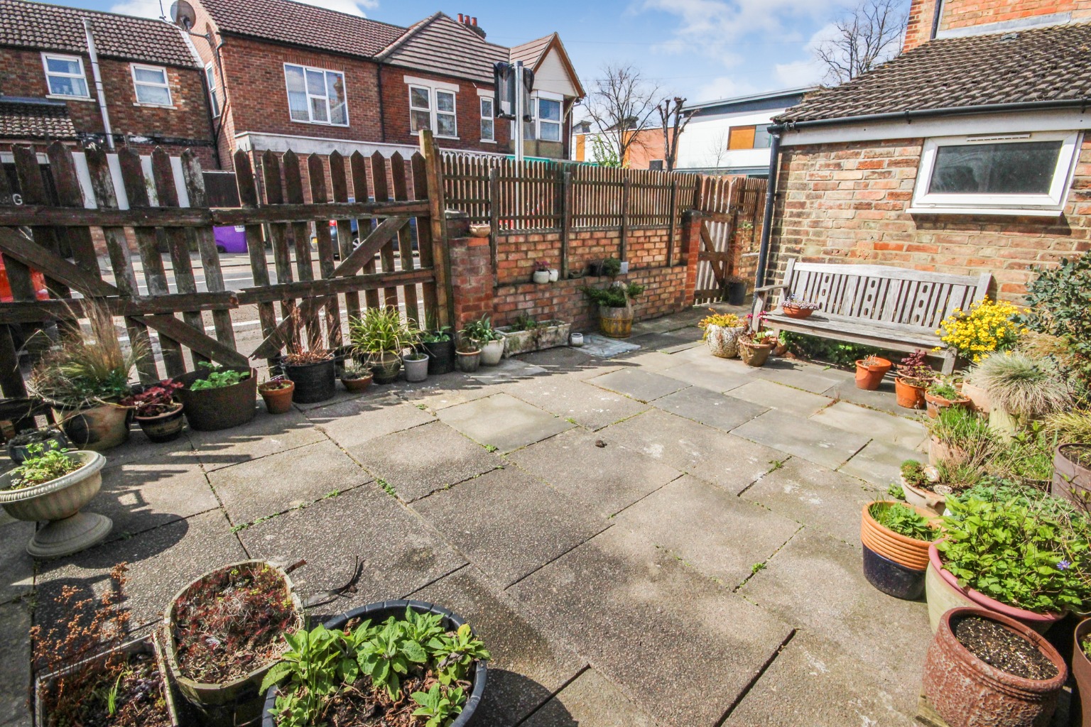 3 bed semi-detached house for sale in Ampthill Road, Bedford  - Property Image 13