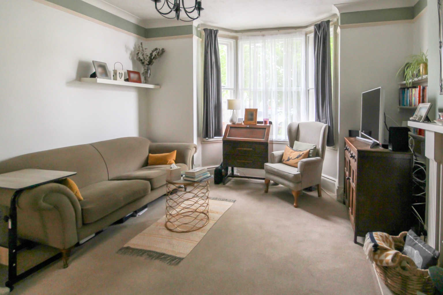 1 bed maisonette for sale in Adelaide Square, Bedford  - Property Image 3