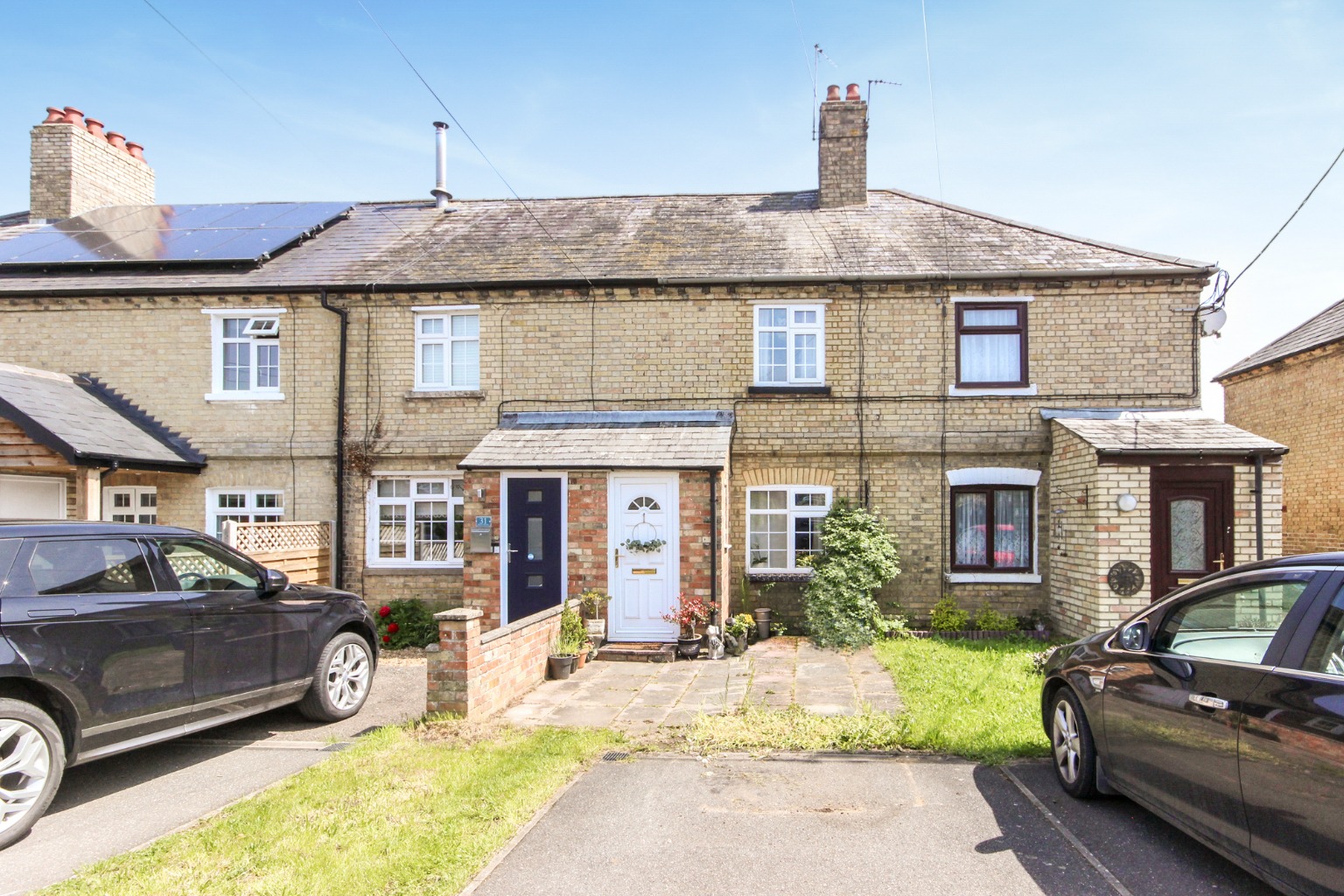 2 bed terraced house for sale in Breach Road, Huntingdon - Property Image 1