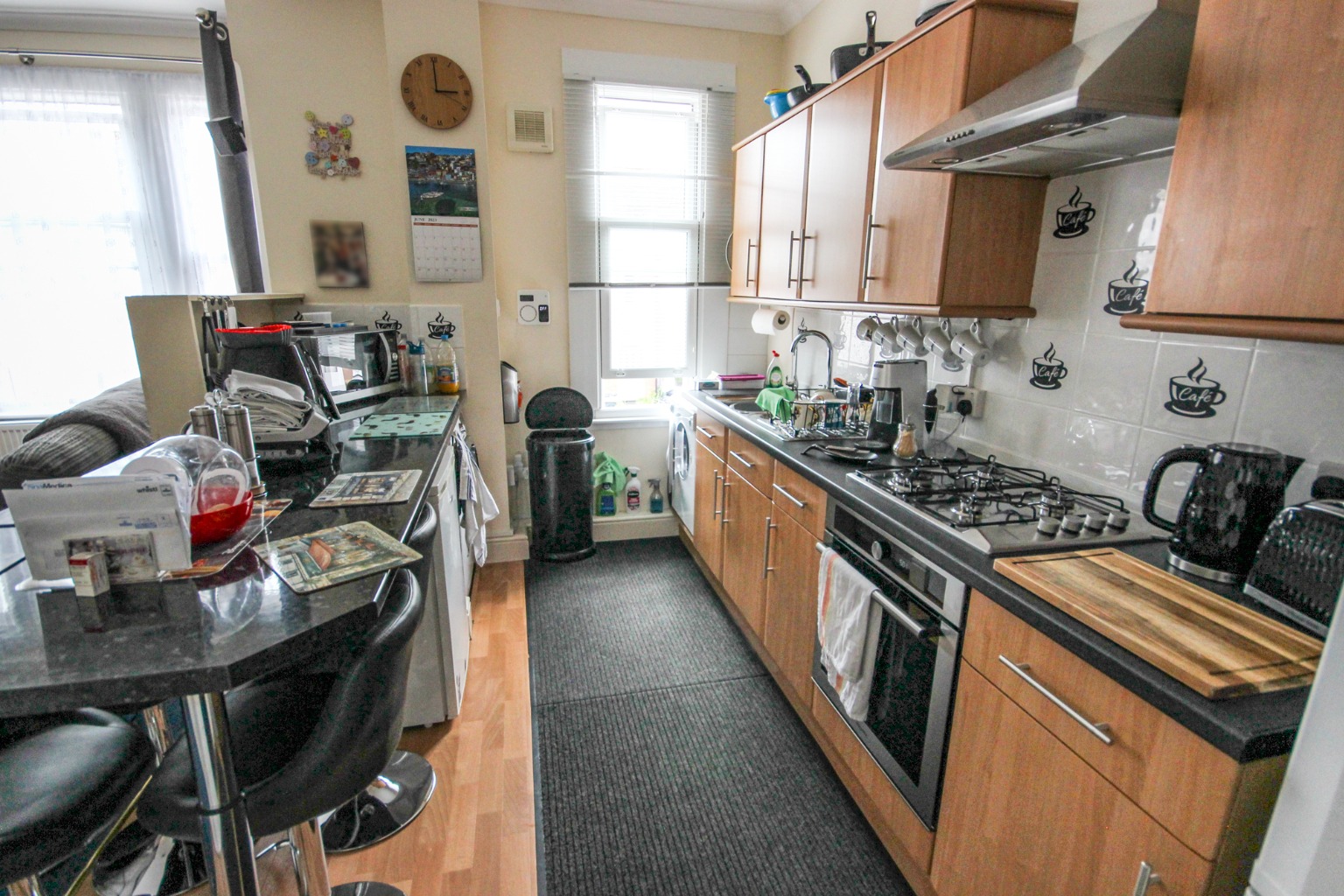 3 bed flat for sale in St. Michaels Road, Bedfordshire  - Property Image 3