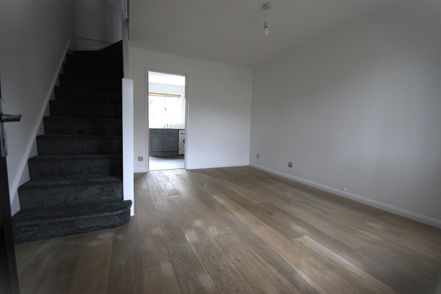 2 bed terraced house to rent in St. Leonards Street, Bedford  - Property Image 2