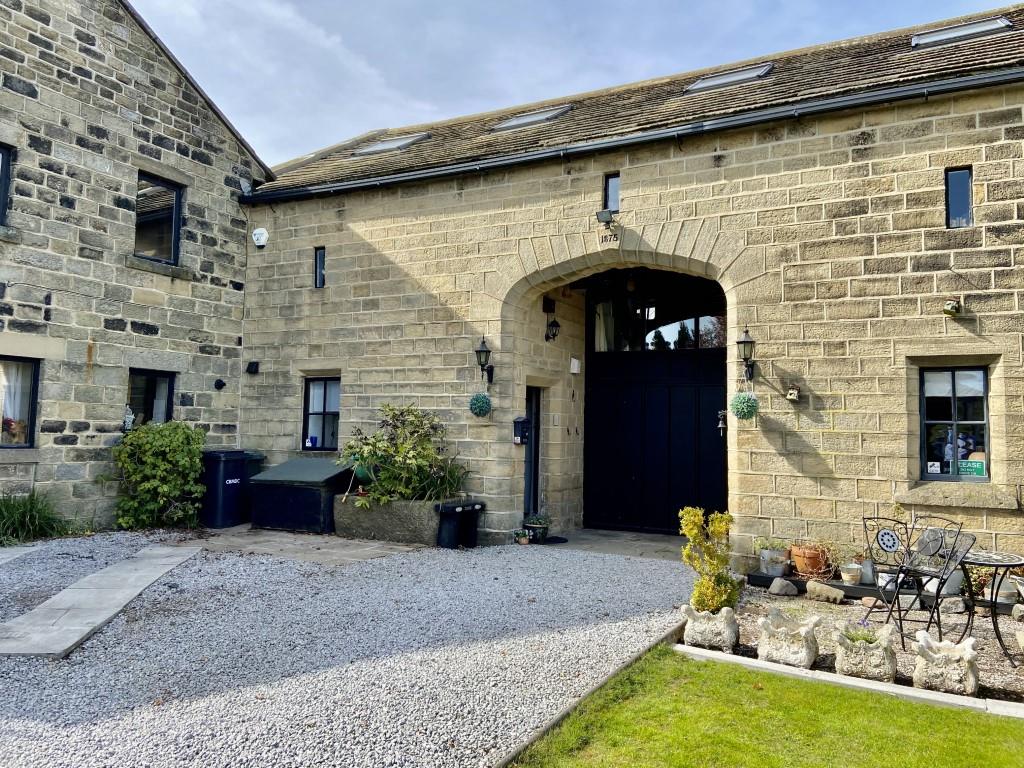 1 bed barn conversion to rent in Haworth Road, Cullingworth, Bradford. BD13 5EE