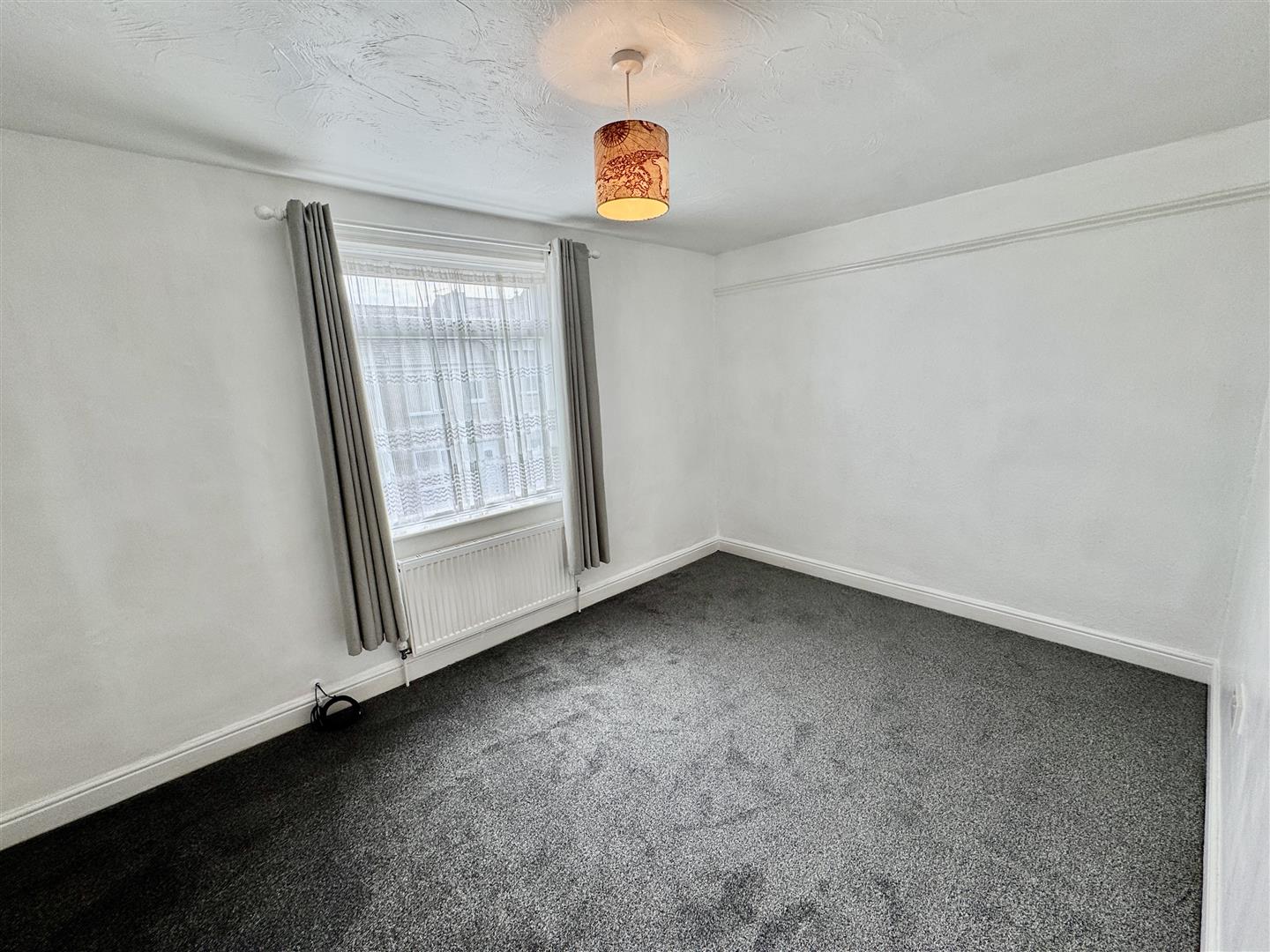 3 bed terraced house to rent in Caister Grove, Ingrow, Keighley, BD21 1BH 3