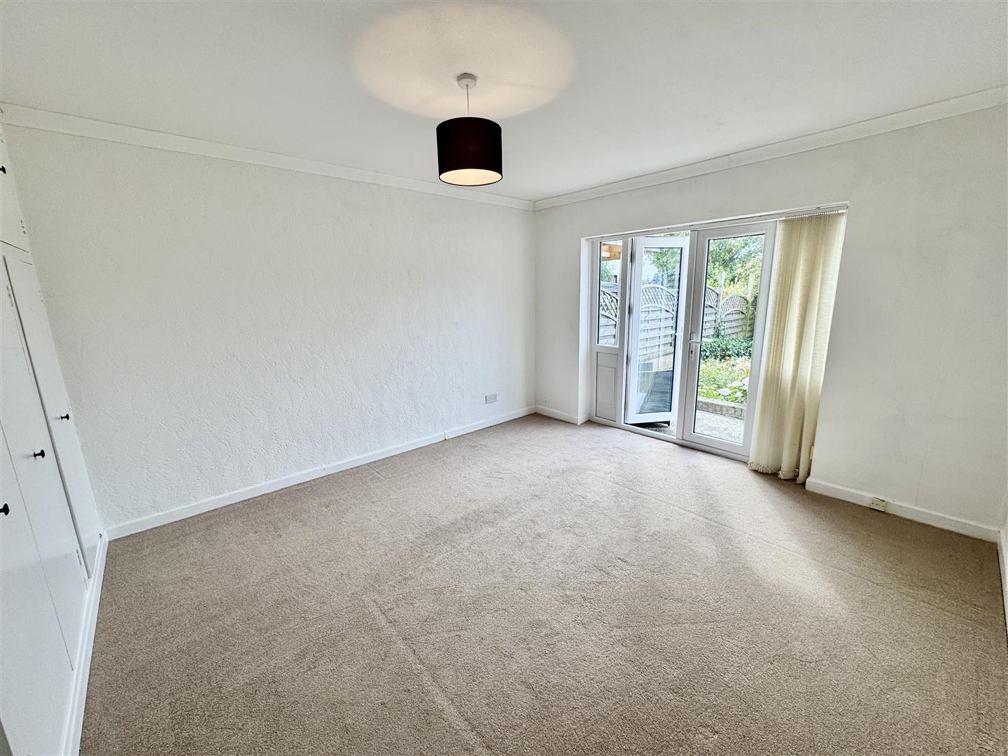2 bed semi-detached bungalow to rent in Cavendish Drive, Bingley  - Property Image 4