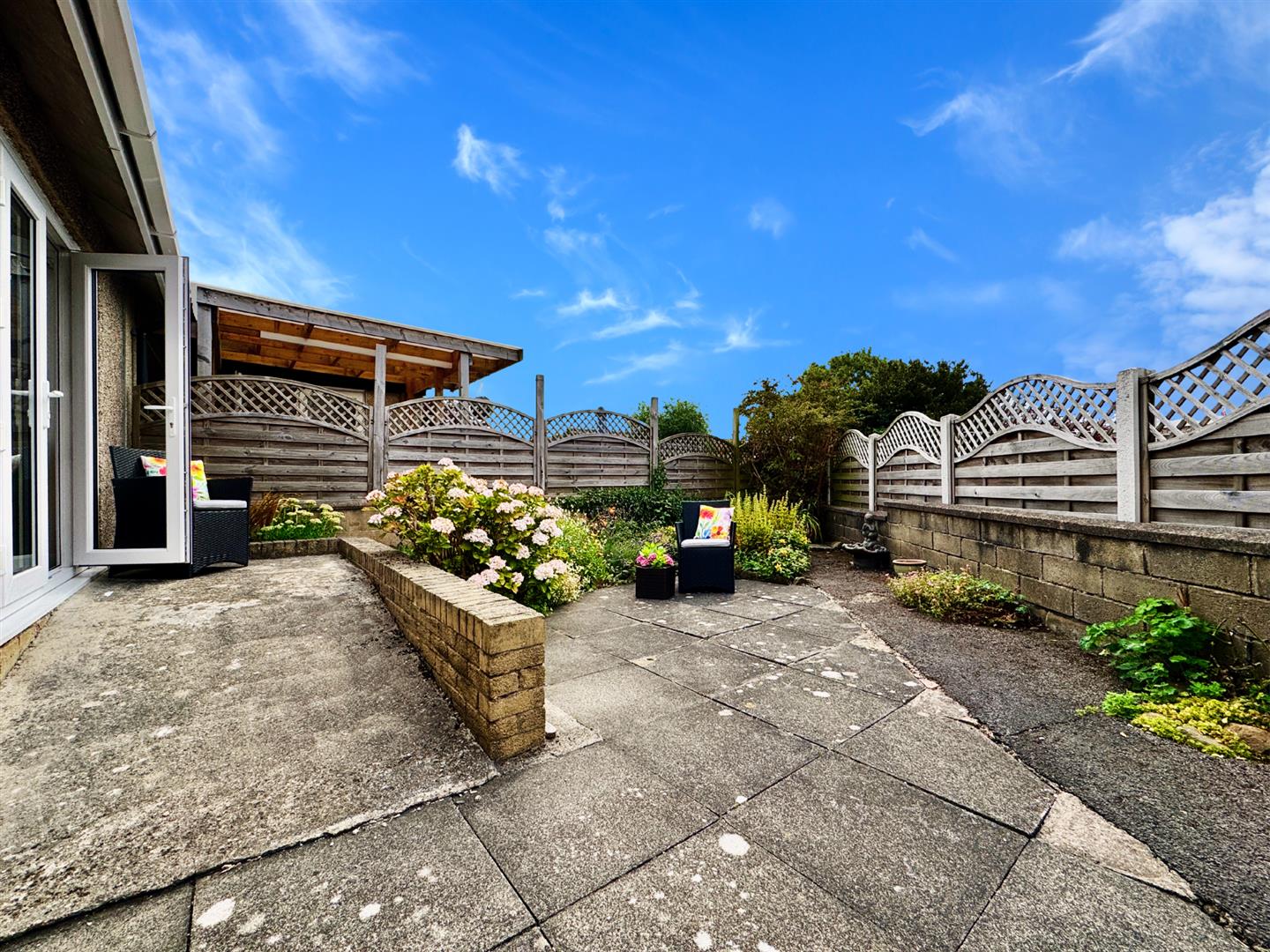 2 bed semi-detached bungalow to rent in Cavendish Drive, Bingley  - Property Image 7