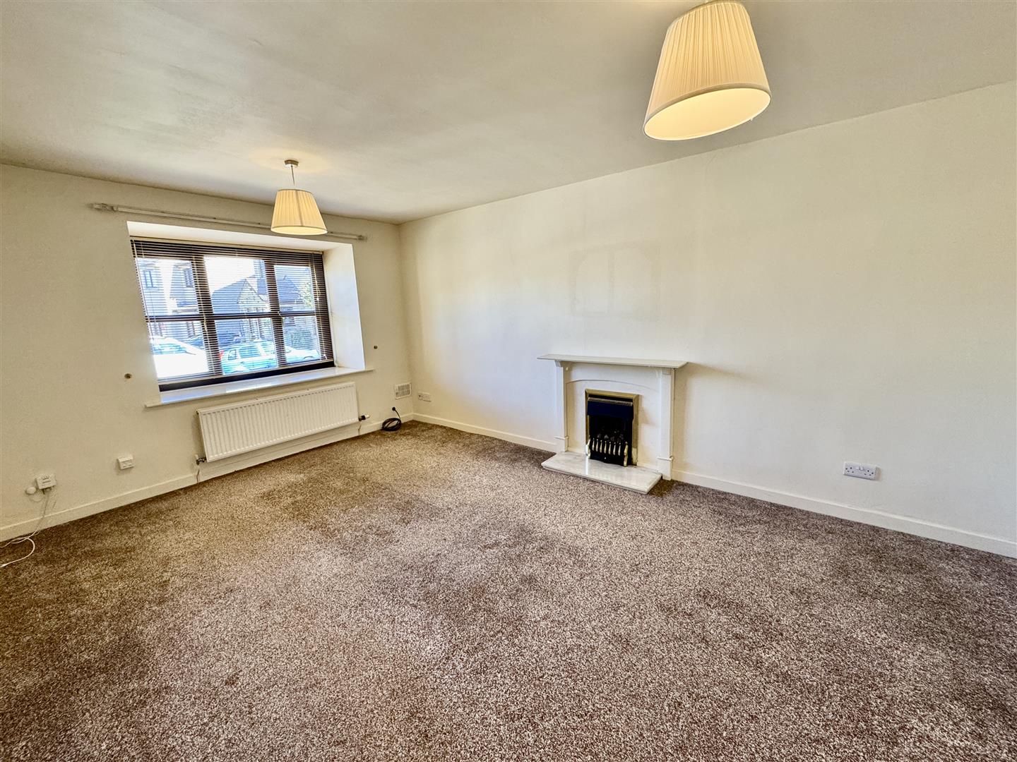 2 bed semi-detached bungalow to rent in Mill Croft, Cowling, Keighley, BD22 0AJ 1