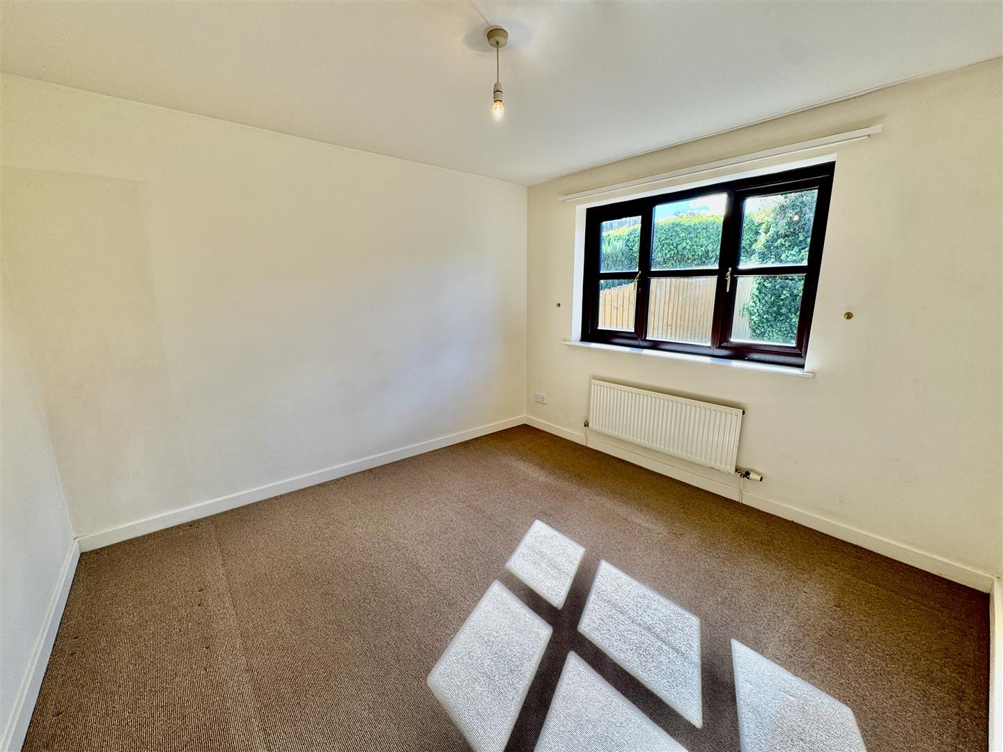 2 bed semi-detached bungalow to rent in Mill Croft, Cowling, Keighley, BD22 0AJ 3