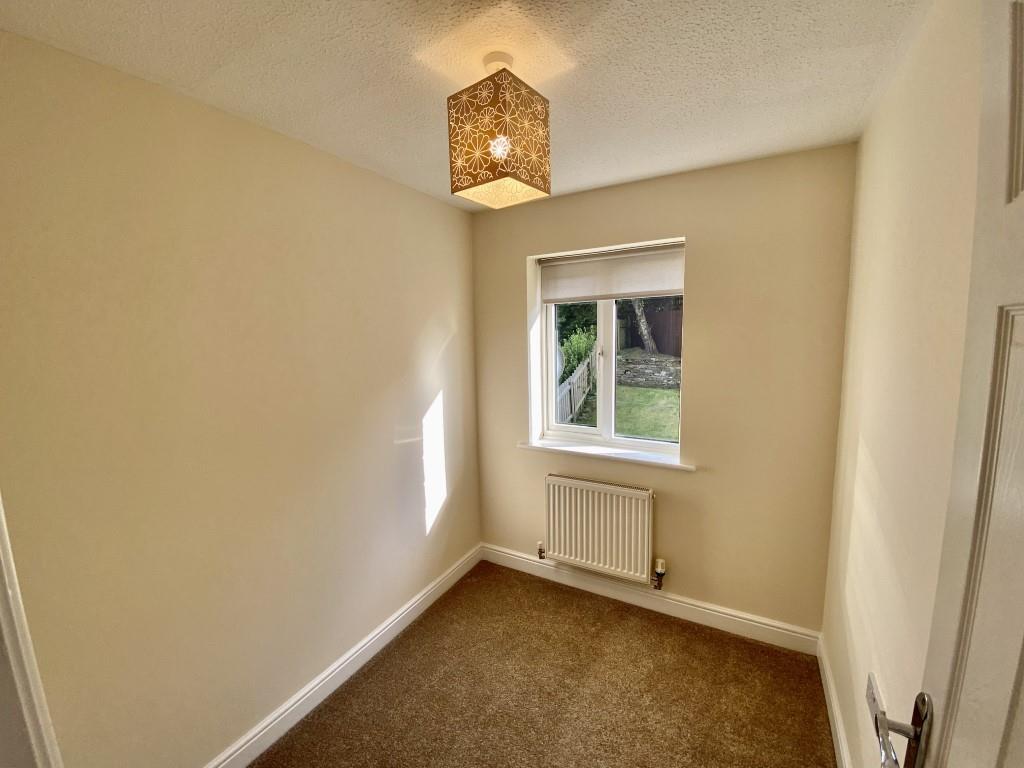 3 bed semi-detached house to rent in Steadings Way, Keighley  - Property Image 9