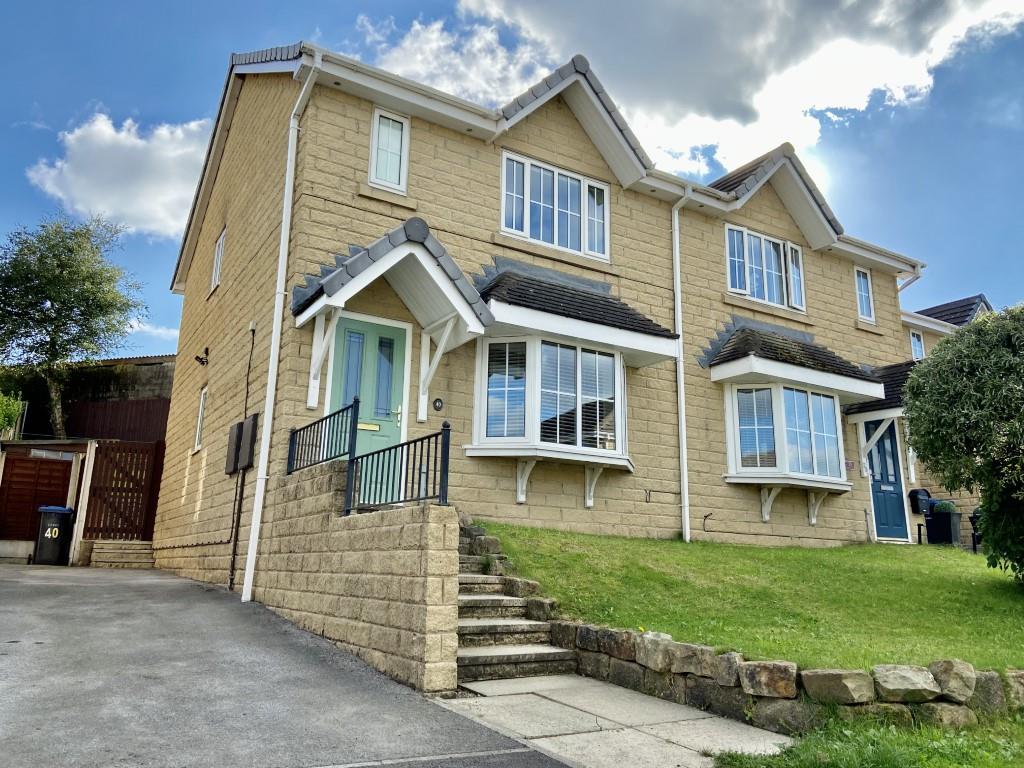 3 bed semi-detached house to rent in Steadings Way, Keighley - Property Image 1