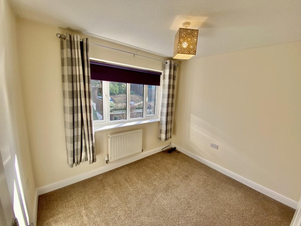 3 bed semi-detached house to rent in Steadings Way, Keighley  - Property Image 8