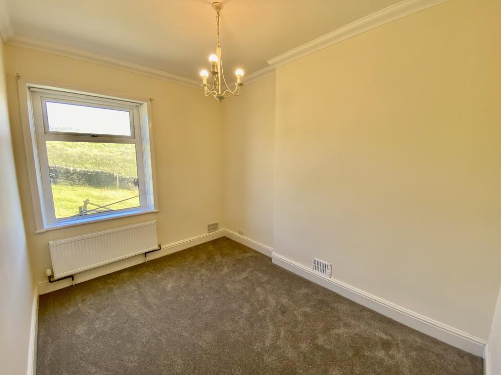 2 bed cottage to rent in Spring Wells, Keighley  - Property Image 6