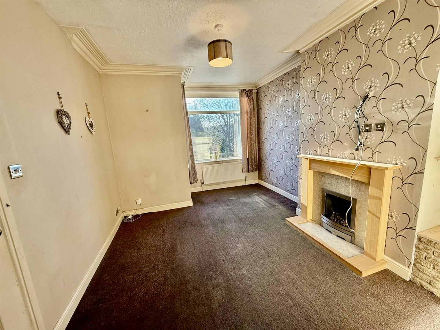 2 bed terraced house to rent in Hollin Terrace, Shipley  - Property Image 2