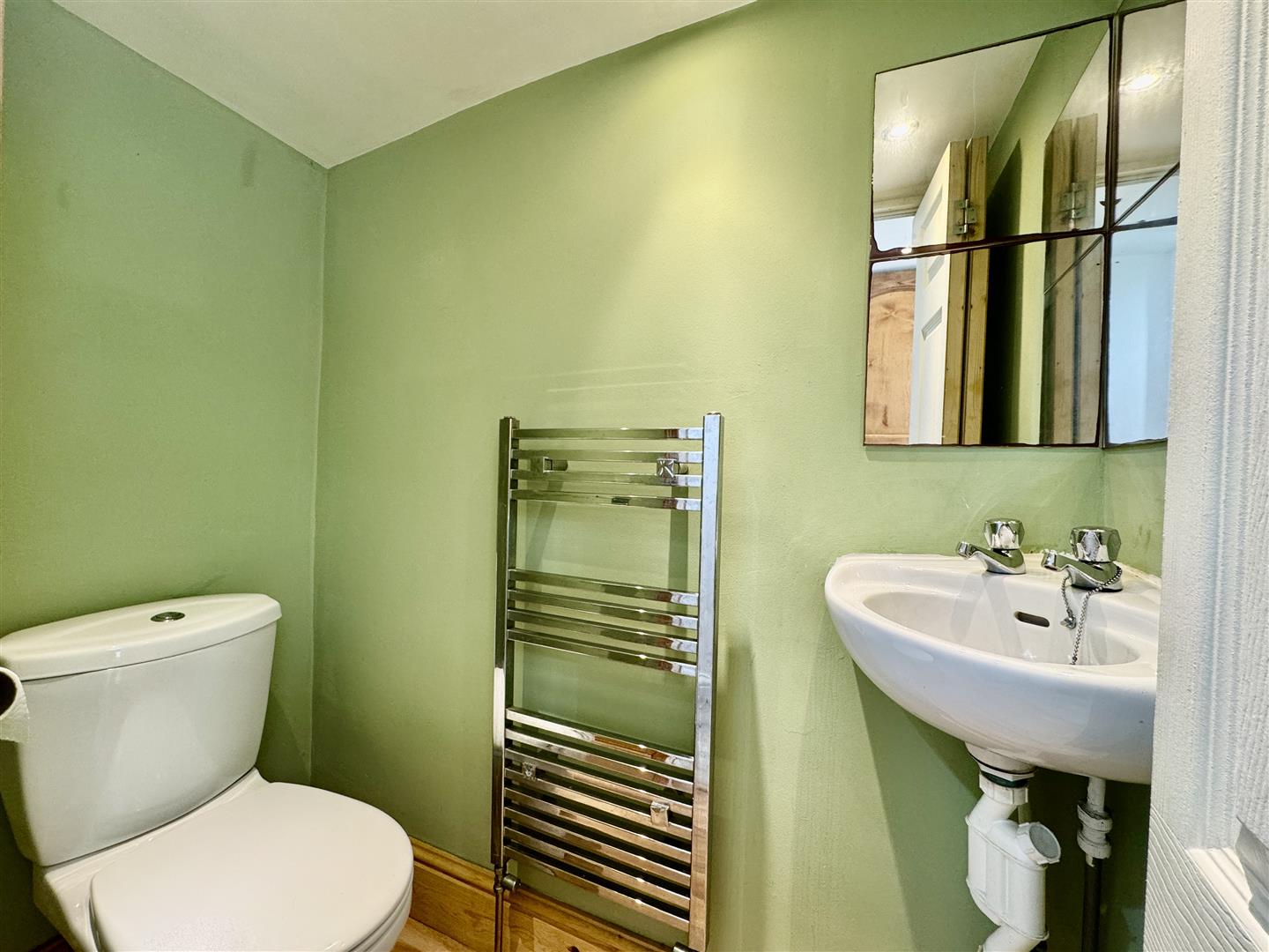 3 bed semi-detached house to rent in Moorcroft Avenue, Keighley  - Property Image 6