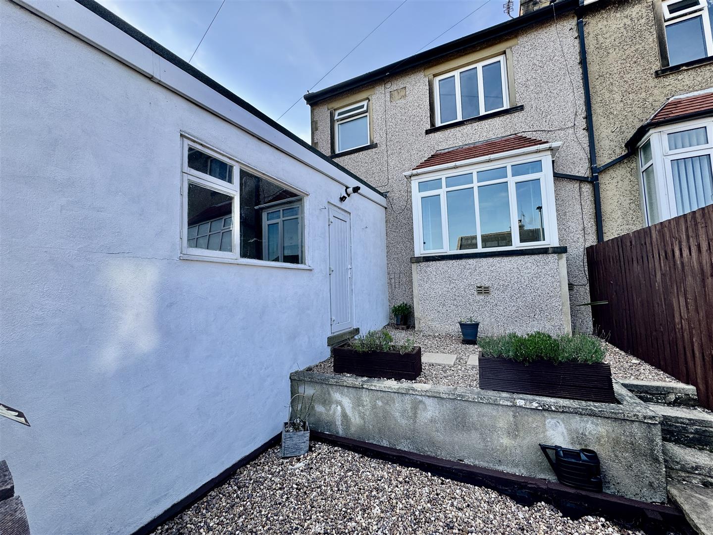 3 bed semi-detached house to rent in Moorcroft Avenue, Keighley  - Property Image 3