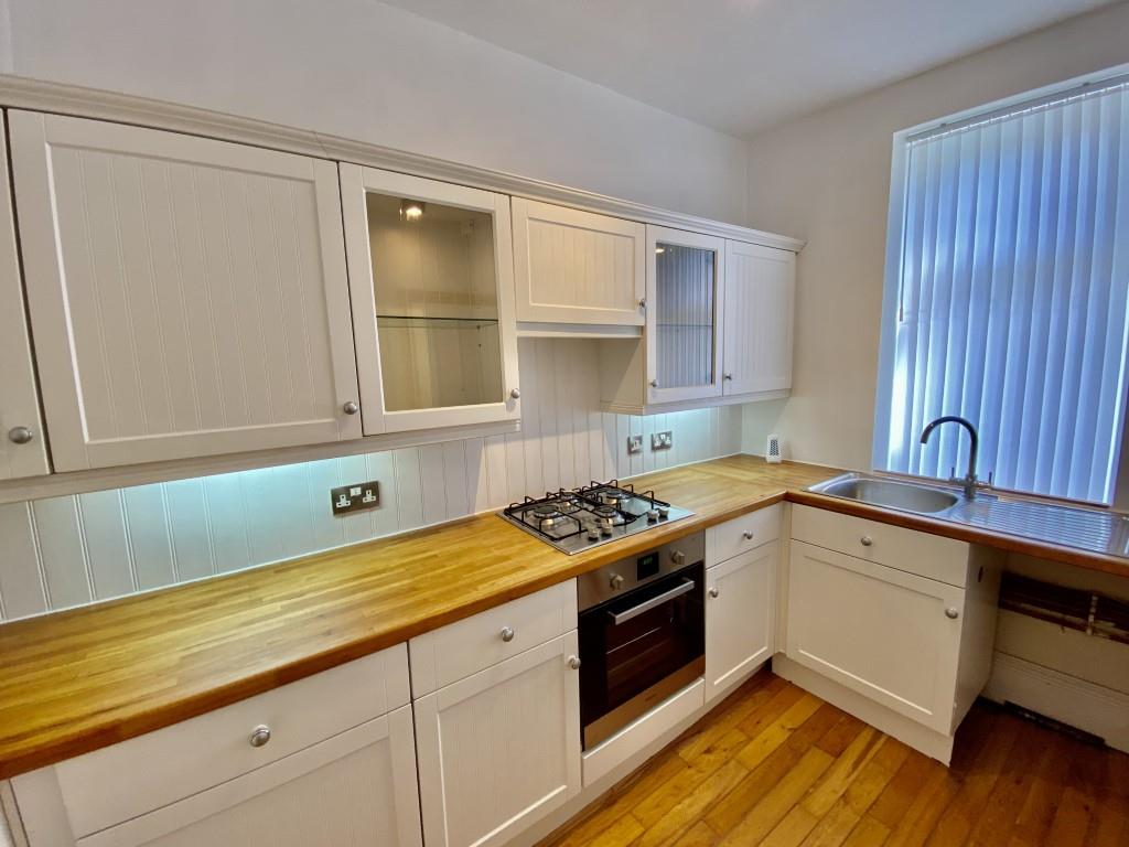 2 bed terraced house to rent in May Street, Keighley  - Property Image 2
