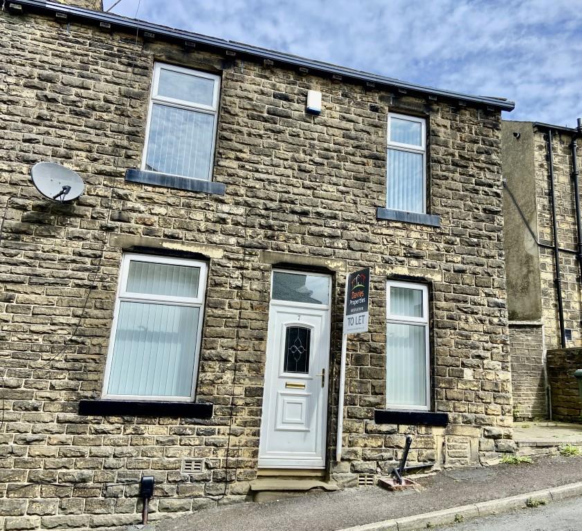 2 bed terraced house to rent in May Street, Keighley, BD22