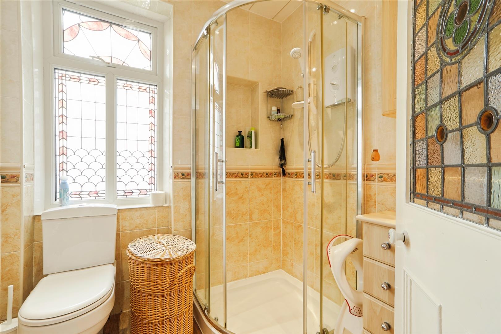 6 bed semi-detached house for sale in Highfield Lane, Keighley  - Property Image 7