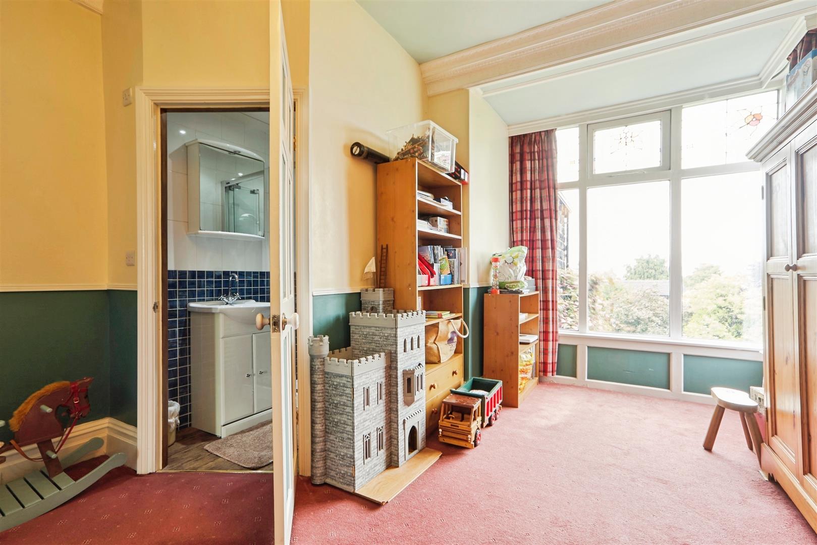 6 bed semi-detached house for sale in Highfield Lane, Keighley  - Property Image 11