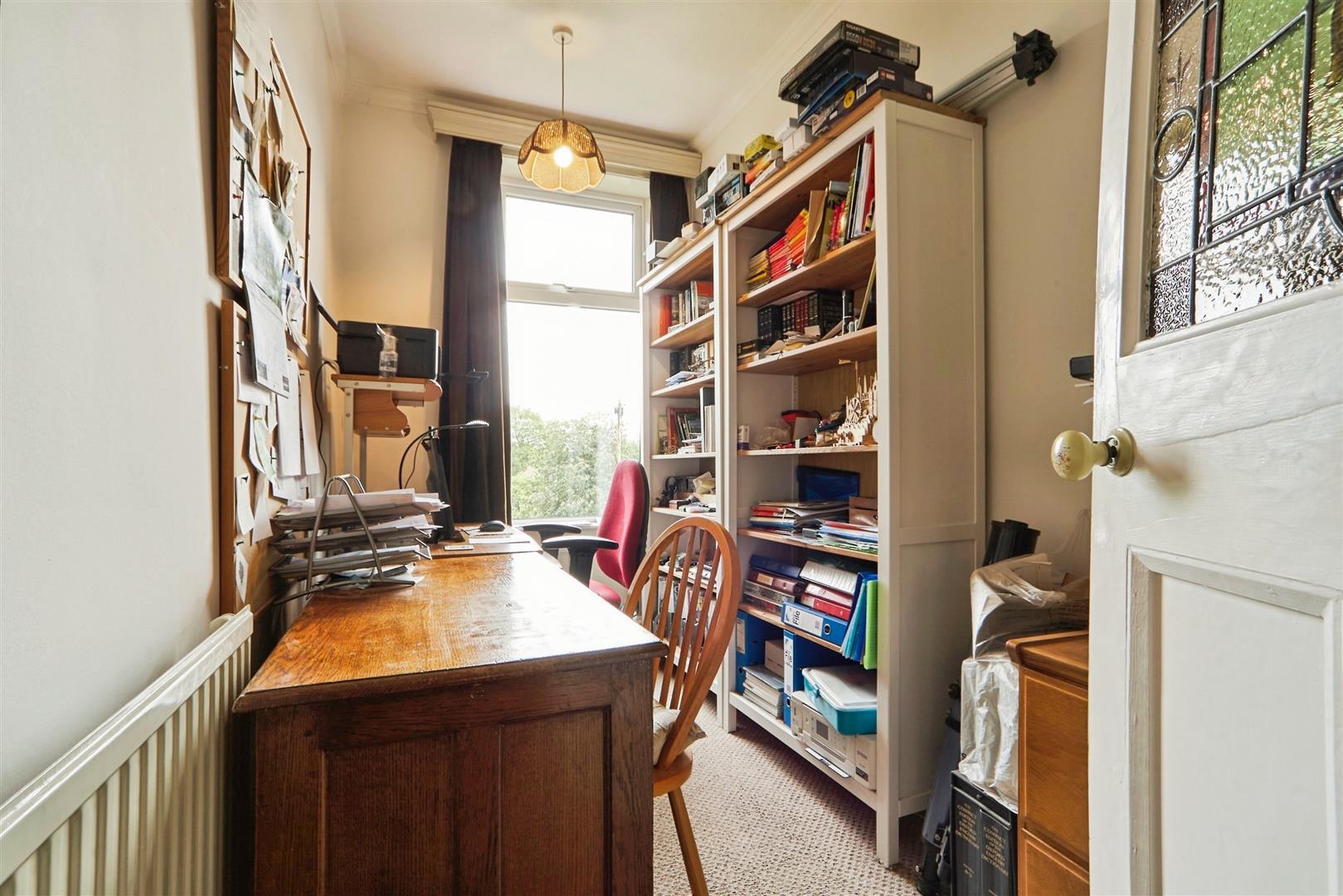 6 bed semi-detached house for sale in Highfield Lane, Keighley  - Property Image 15