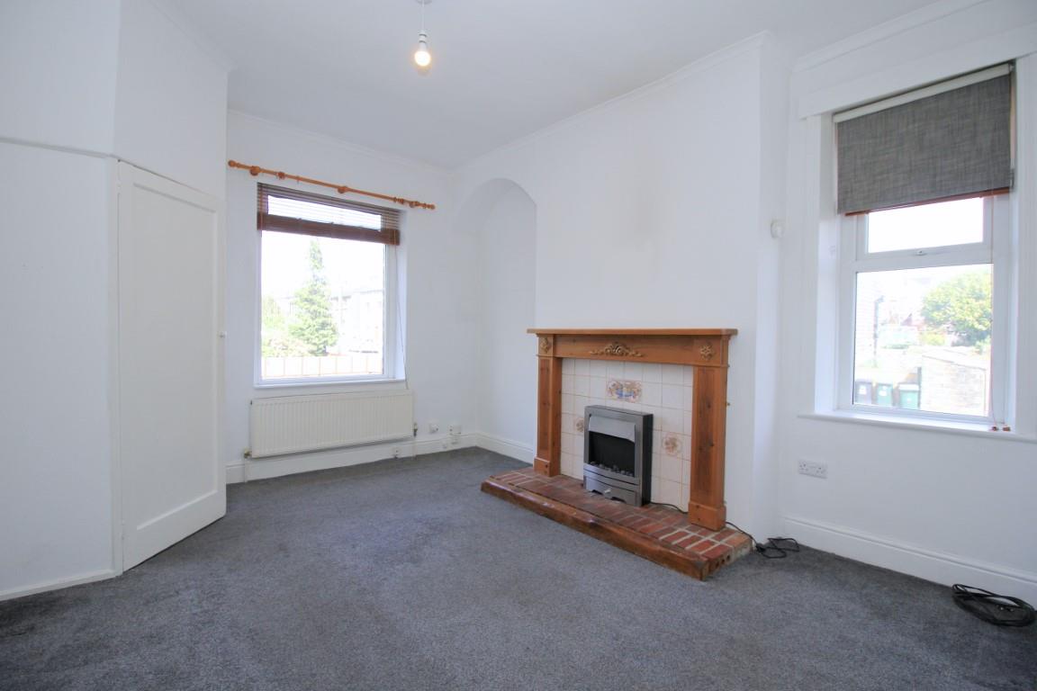 2 bed end of terrace house for sale in Weston Street, Keighley  - Property Image 2