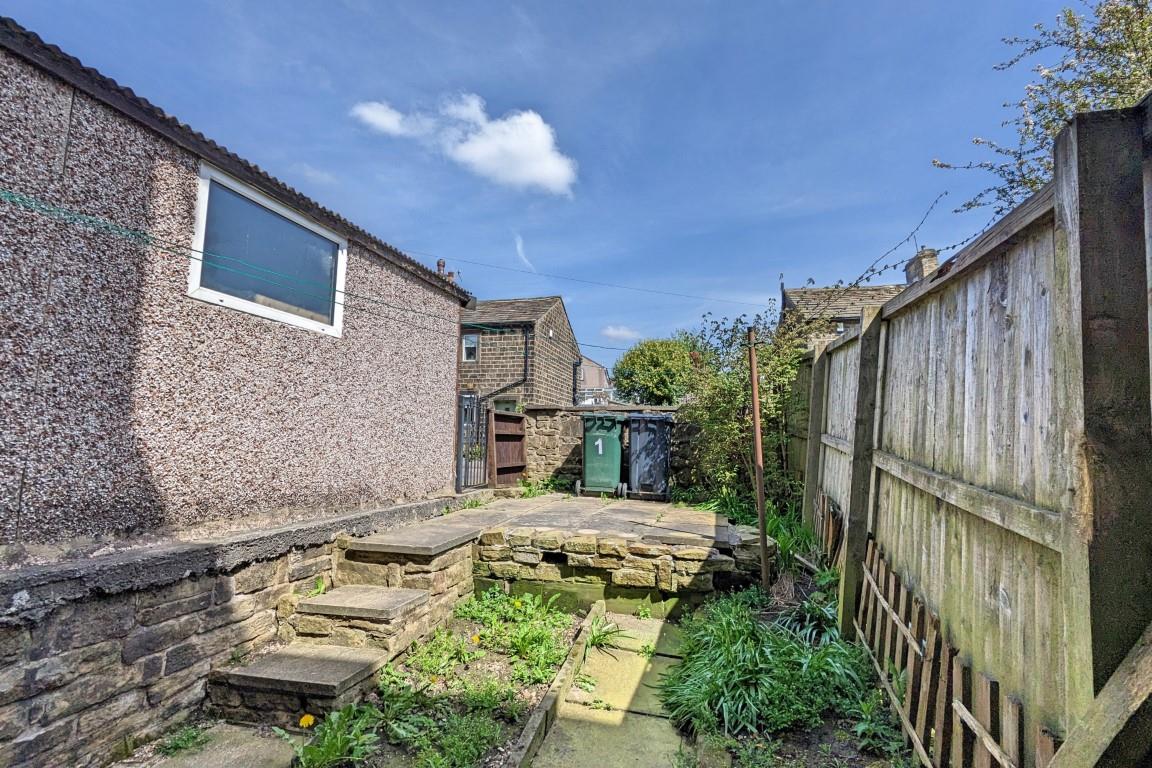 2 bed end of terrace house for sale in Weston Street, Keighley  - Property Image 10