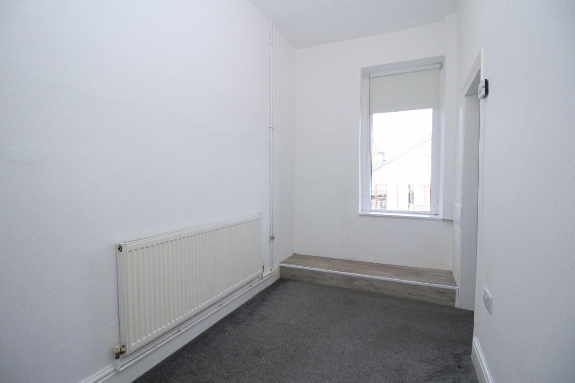 2 bed end of terrace house for sale in Weston Street, Keighley  - Property Image 4