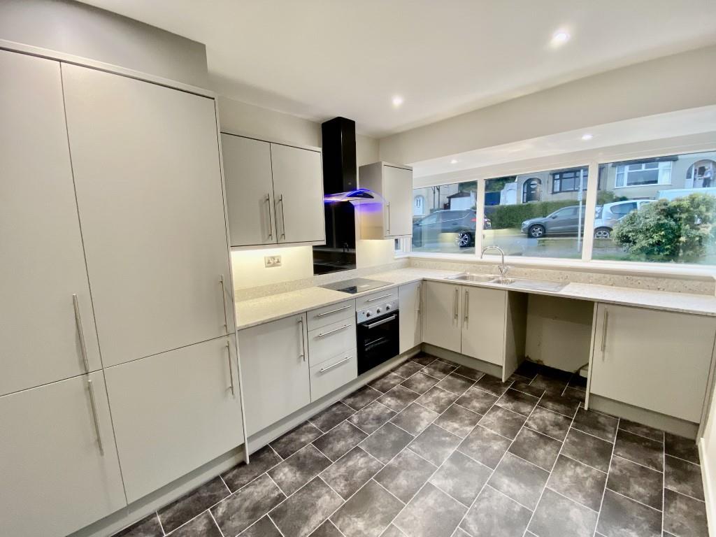 3 bed semi-detached house to rent in Prospect Mount, Keighley, BD22 6LR  - Property Image 2