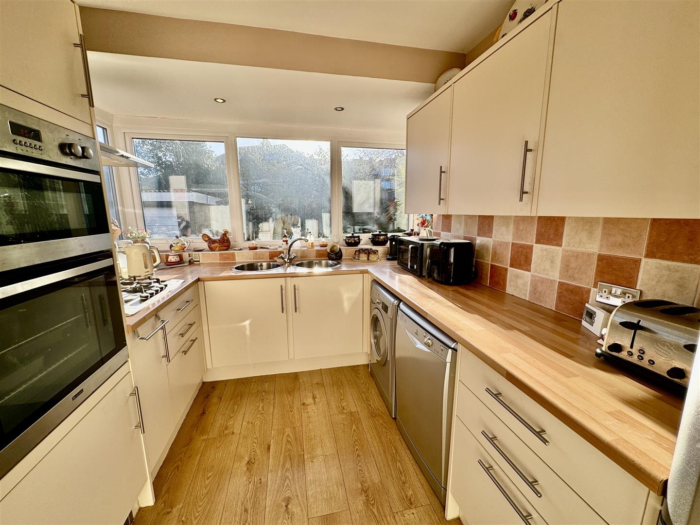 3 bed semi-detached house for sale in Prospect Crescent, Keighley  - Property Image 3