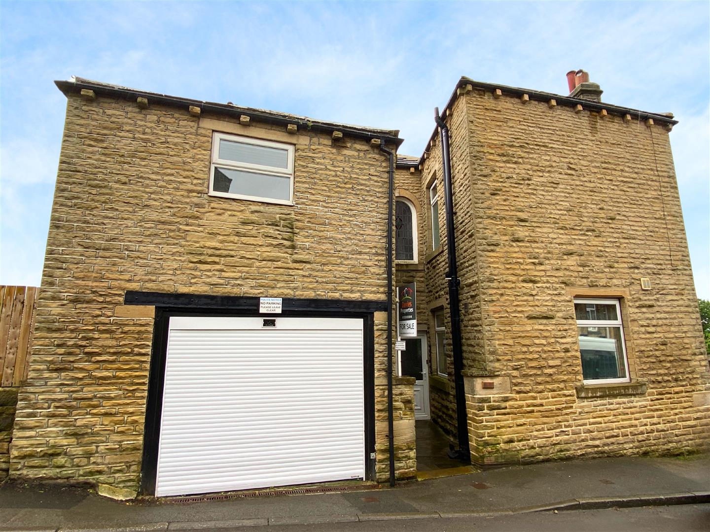 4 bed detached house for sale in Ilkley Road, Riddlesden  - Property Image 24